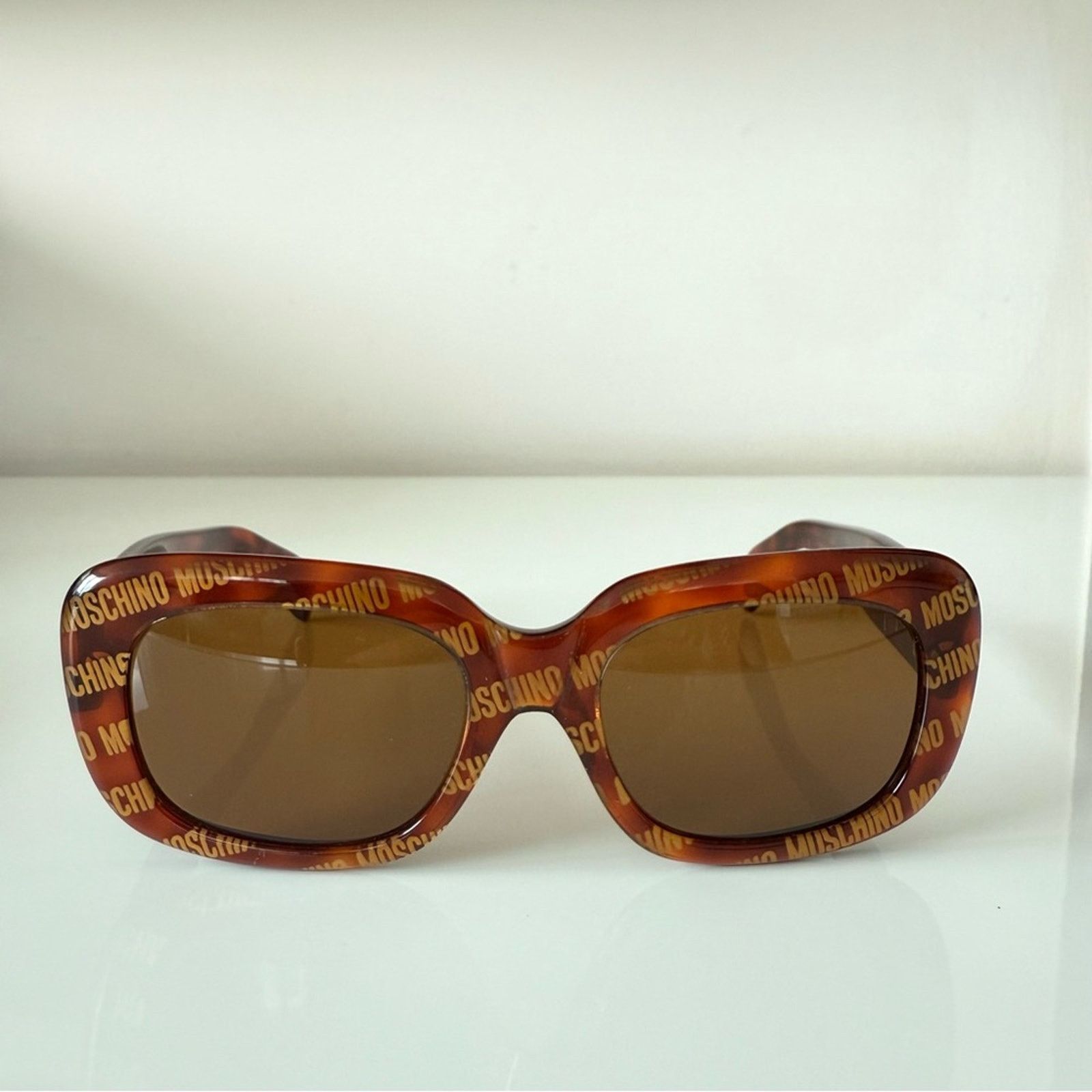 Moschino Vintage Moschino women sunglasses New Authentic Size ONE SIZE - 1 Thumbnail