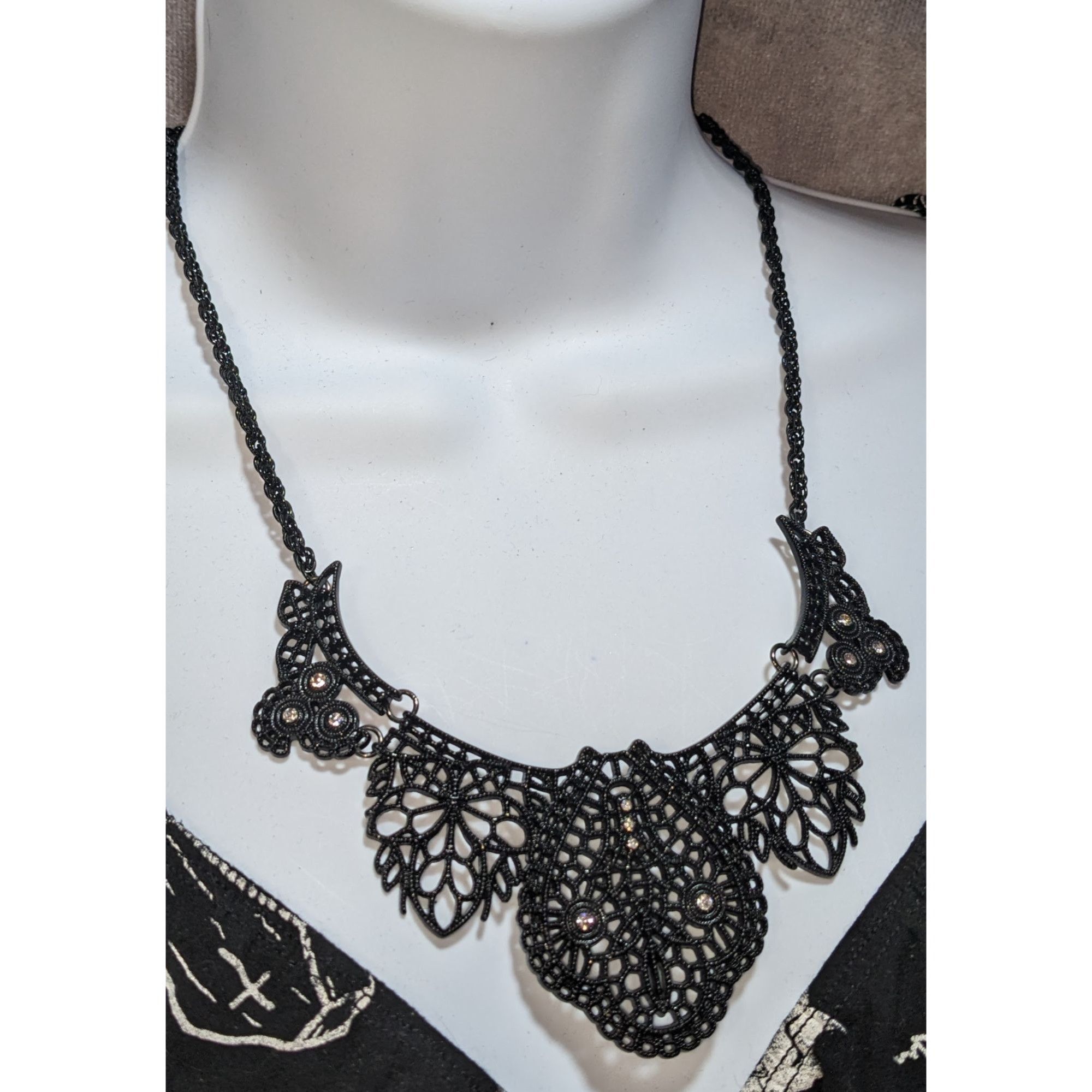 Other Gothic Black Lace-Like Metal Necklace With Rhinestone Accent Size ONE SIZE - 4 Thumbnail