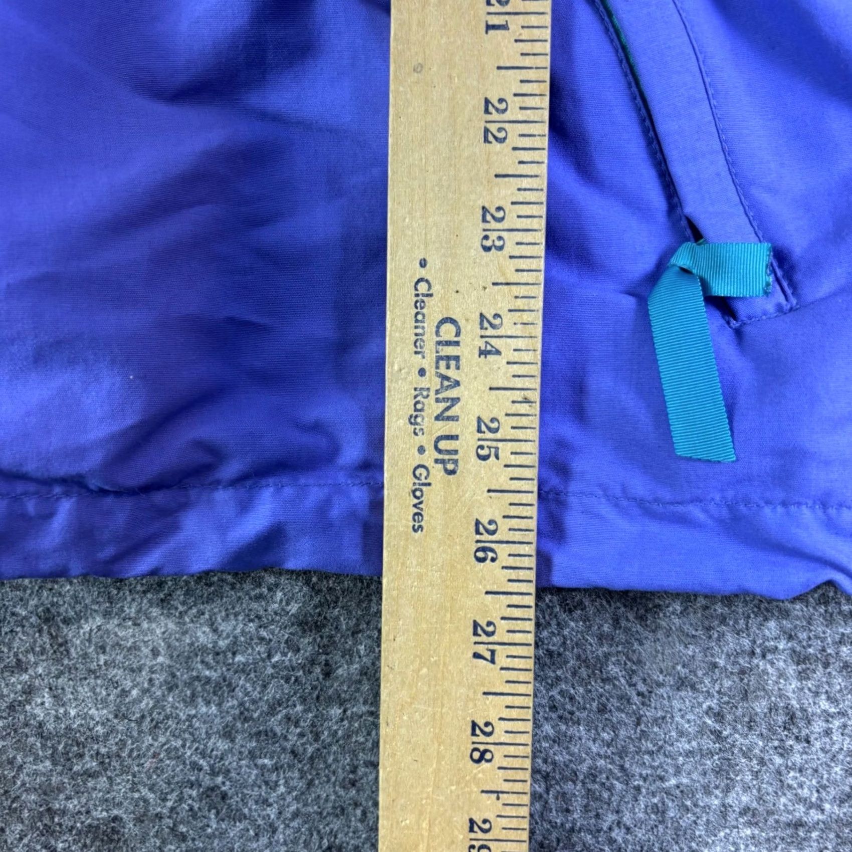 Patagonia VINTAGE Patagonia Anorak Jacket Purple Teal Hooded Drawstring Pullover Size 8 Windbreaker Womens Sweatshirt (Jacket) Size M / US 6-8 / IT 42-44 - 4 Thumbnail