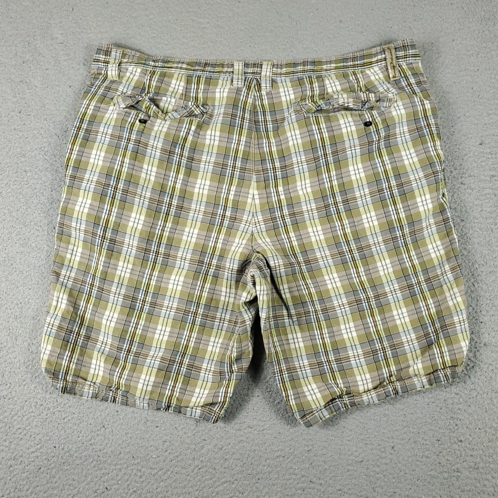 Tommy Bahama VINTAGE Tommy Bahama Shorts Mens Size 40 Flat Front Chino Plaid Green Cotton Blend Size US 34 / EU 50 - 7 Thumbnail