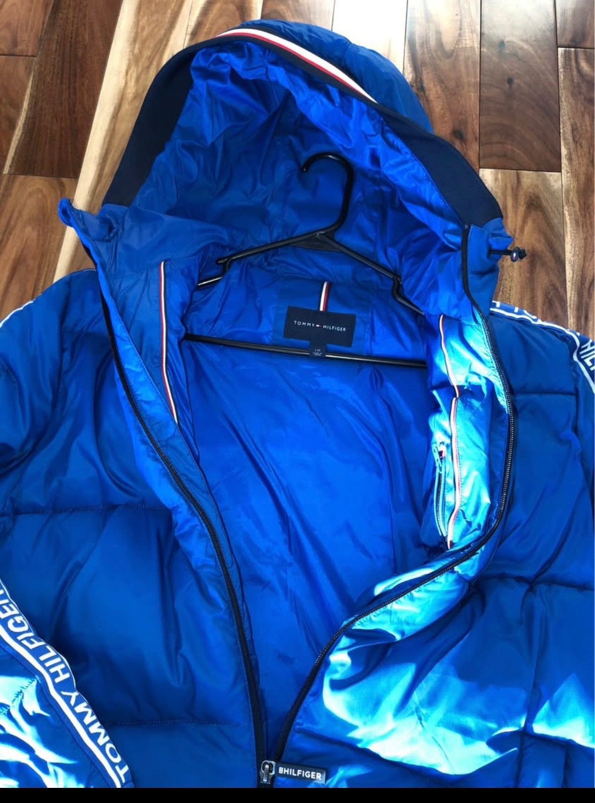 Tommy Hilfiger Men’s Size L Tommy Hilfiger Adaptive Puffer Winter Coat Size US L / EU 52-54 / 3 - 5 Thumbnail