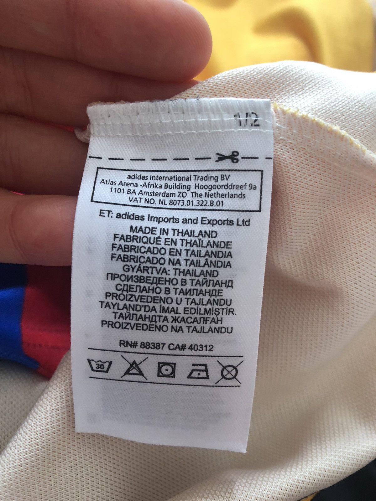 Adidas ADIDAS PHARRELL WILLIAMS RARE VINTAGE TEE SHIRT Size US XL / EU 56 / 4 - 4 Thumbnail