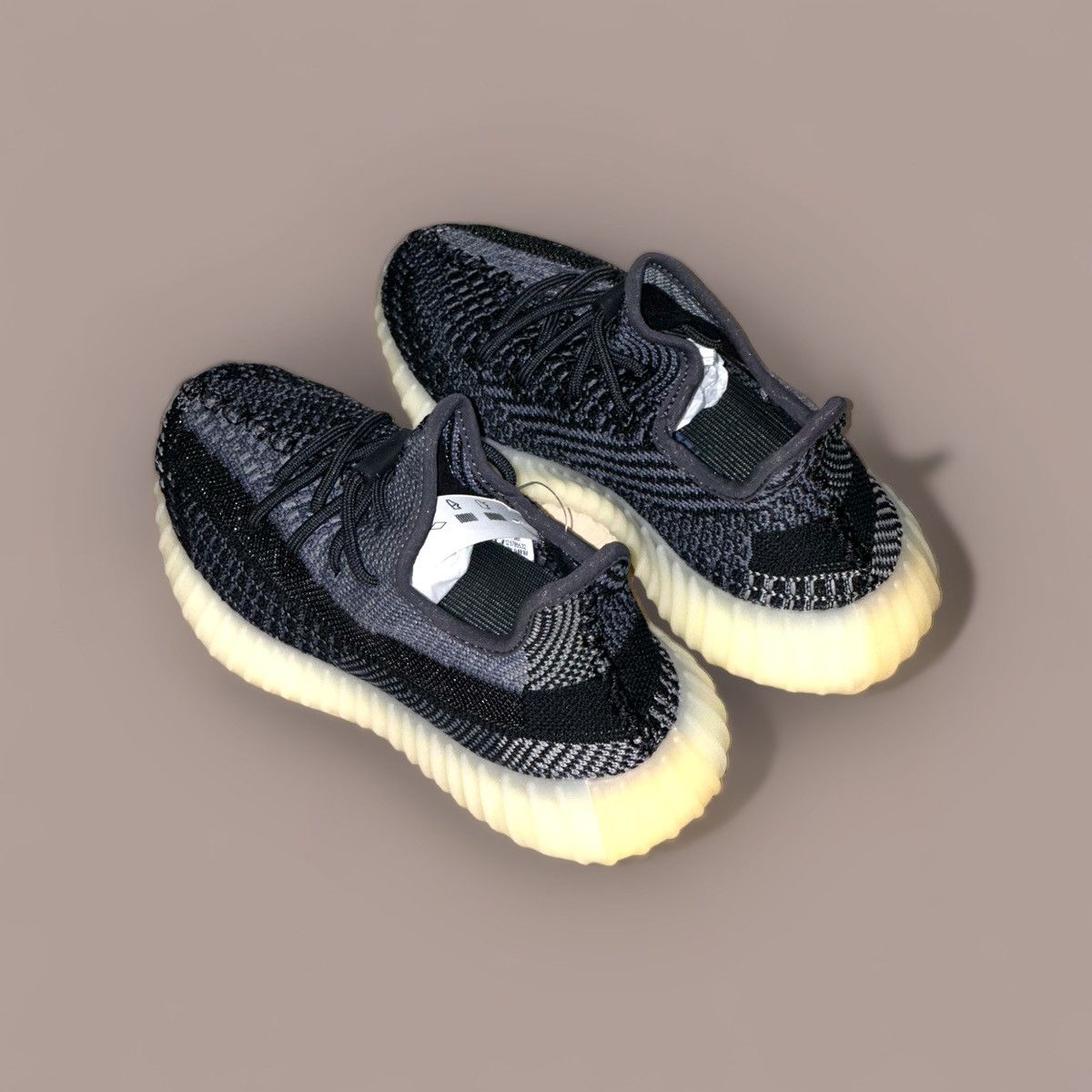 Adidas ADIDAS YEEZY BOOST 350 V2 CARBON Size US 6 / IT 36 - 5 Thumbnail