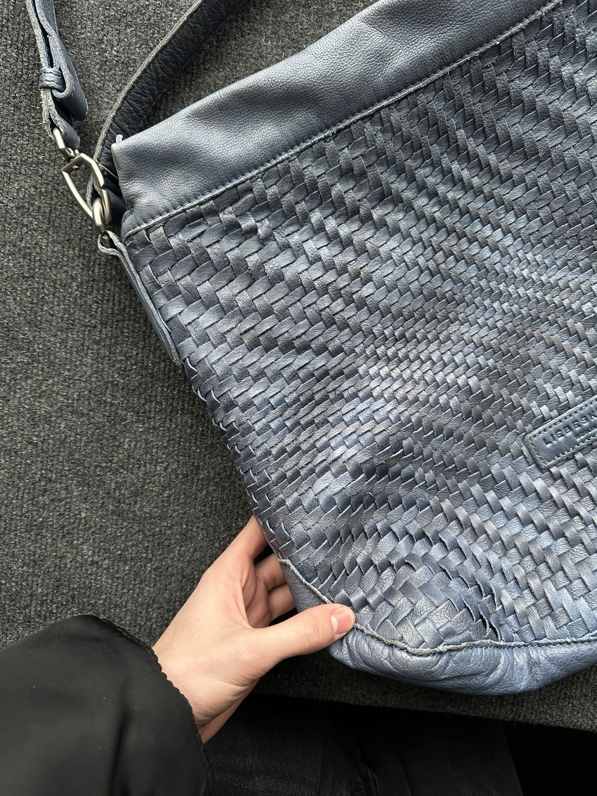 LIEBESKIND BERLIN 🚨Y2K AVANT-GARDE 🚨Bottega style Germany hand bag Y2K 90s Size ONE SIZE - 2 Thumbnail