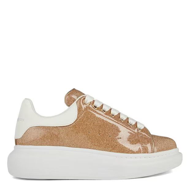 o1g2r1mq0824 Oversized Sneakers in White & Brown