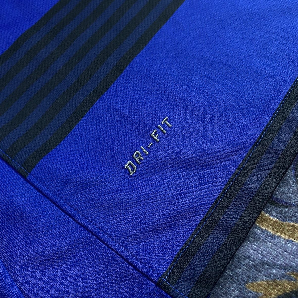 Nike × Vintage Vintage 2011/12 Nike Manchester United Away Jersey Size US L / EU 52-54 / 3 - 4 Thumbnail