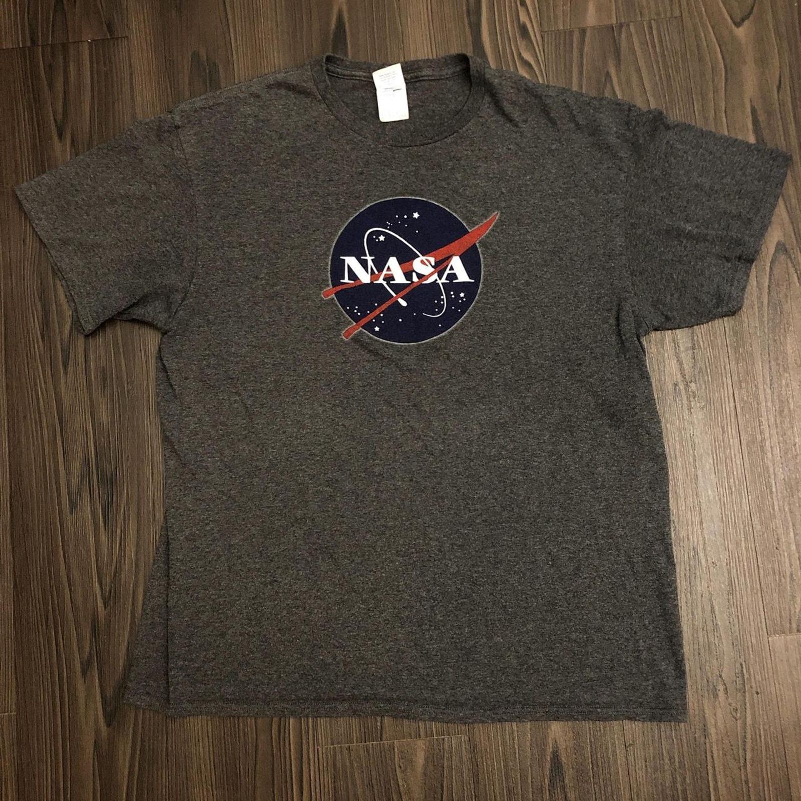 Delta Men’s Dark Grey NASA Graphic Tee Size US L / EU 52-54 / 3 - 1 Thumbnail