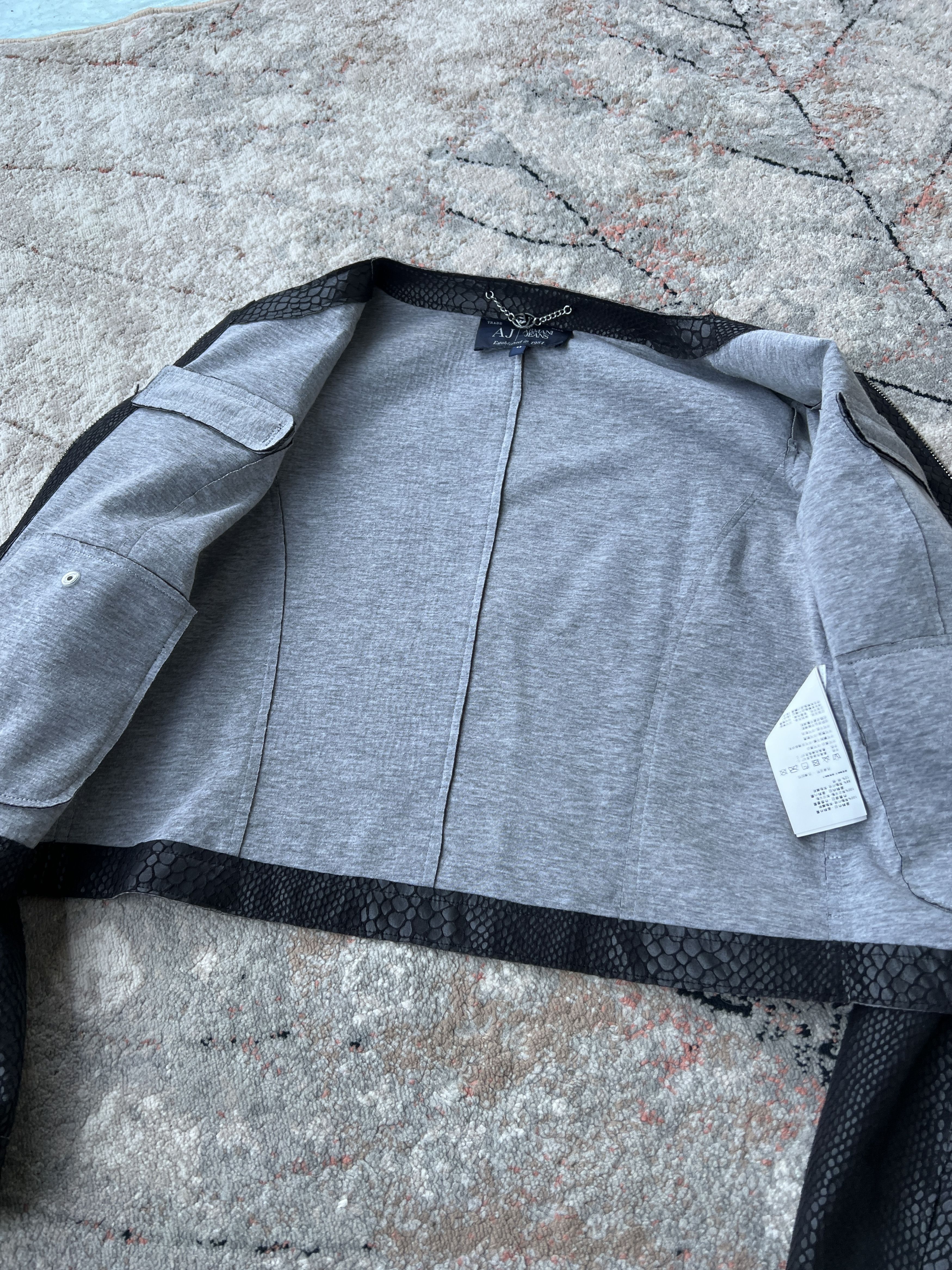 Armani Armani Jeans Jacket Size M / US 6-8 / IT 42-44 - 4 Thumbnail