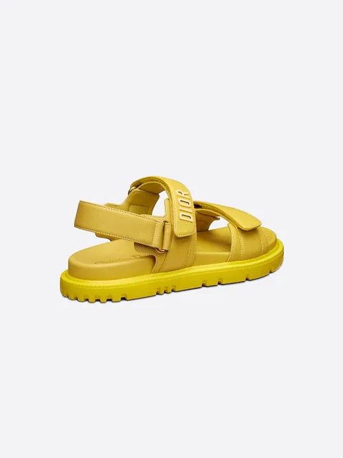 o1bcso1str0524 Sandals in Yellow