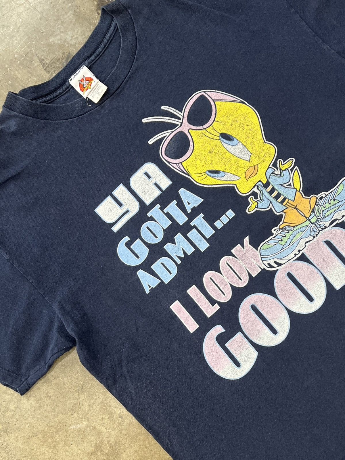 Vintage × Warner Bros Vintage 2000 Looney Tunes Tweety Bird Look Good Tee XL Size US XL / EU 56 / 4 - 1 Thumbnail