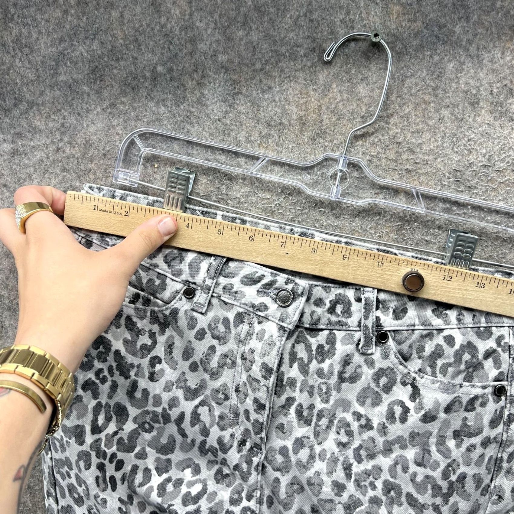J.McLaughlin J. McLaughlin Jeans Womens 6 Gray Leopard Animal Print Skinny Ankle Denim Pants Size 28" / US 6 / IT 42 - 6 Thumbnail