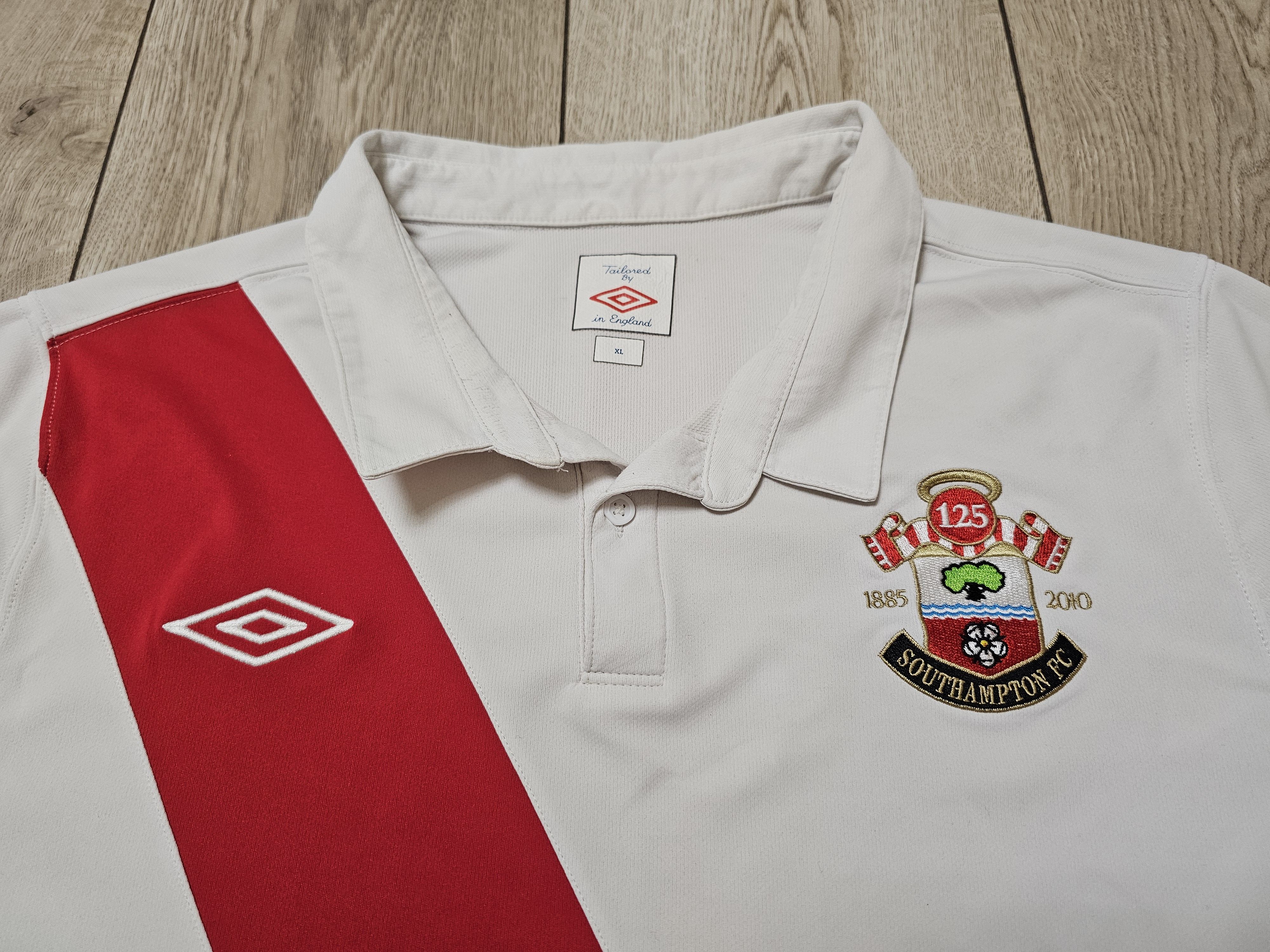 Umbro × Vintage SOUTHAMPTON 2010 2011 HOME FOOTBALL SHIRT SOCCER JERSEY Size US XL / EU 56 / 4 - 3 Thumbnail