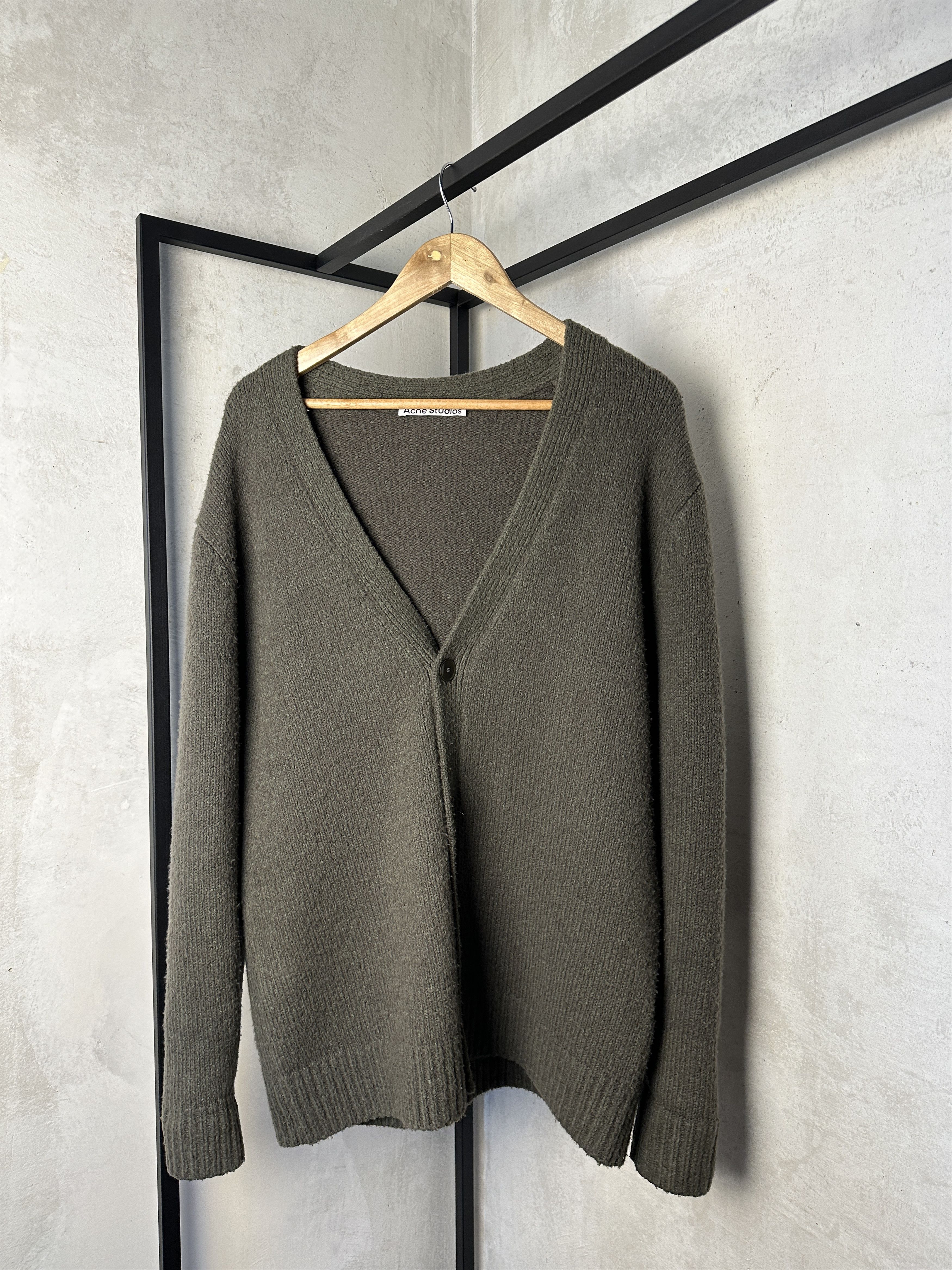 Acne Studios Acne Studios Khaki Wook Cardigan Size S / US 4 / IT 40 - 1 Thumbnail
