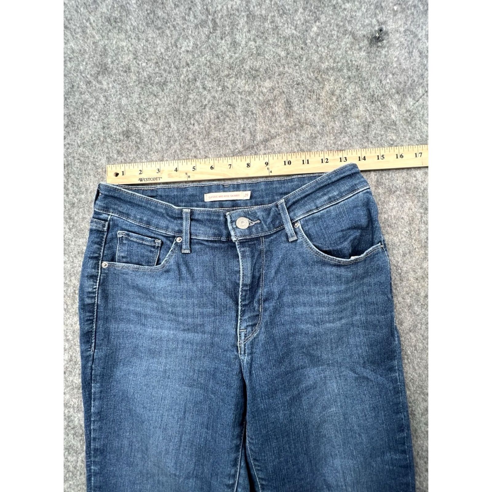 Levi's Levi's Skinny Jeans Women's Blue Denim Size 8 Regular 29x28 Classic Mid-Rise 721 Leather Logo Pocket Belt Loops Size 30" / US 8 / IT 44 - 6 Thumbnail