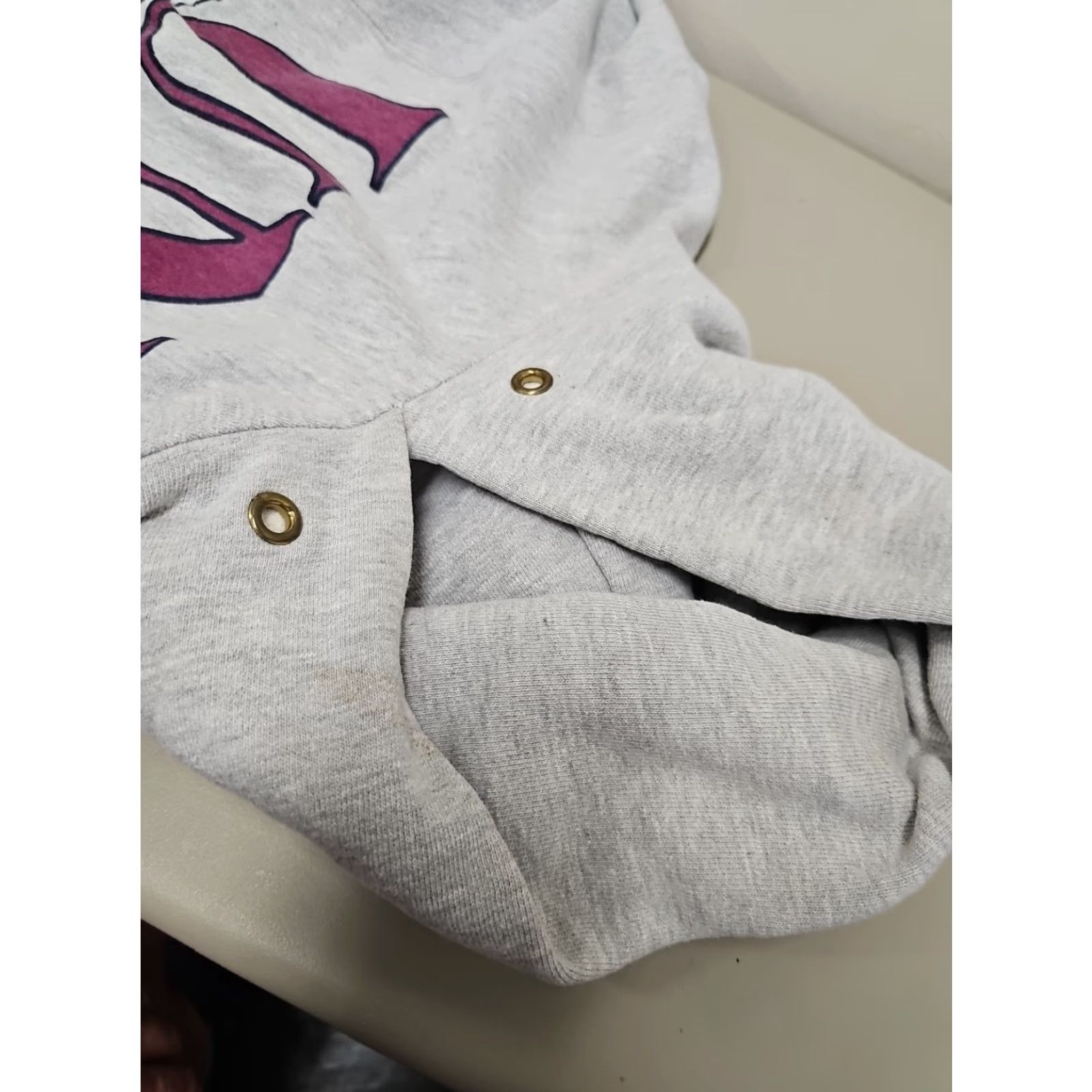 Vintage VINTAGE Camber University of New Hampshire Hoodie Large Mens Gray Distress/Care This item shows distress Size US L / EU 52-54 / 3 - 7 Thumbnail