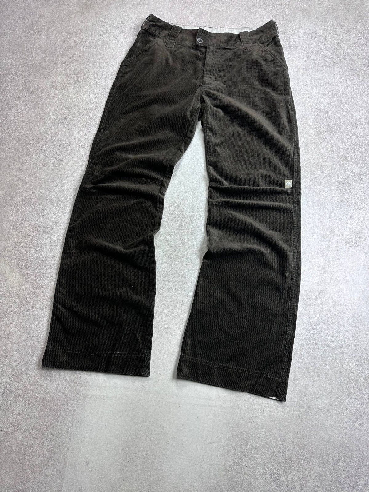 Nike ACG Vintage Nike ACG Brown Cargo Y2K Pants Corduroy 32 Size US 32 / EU 48 - 2 Thumbnail