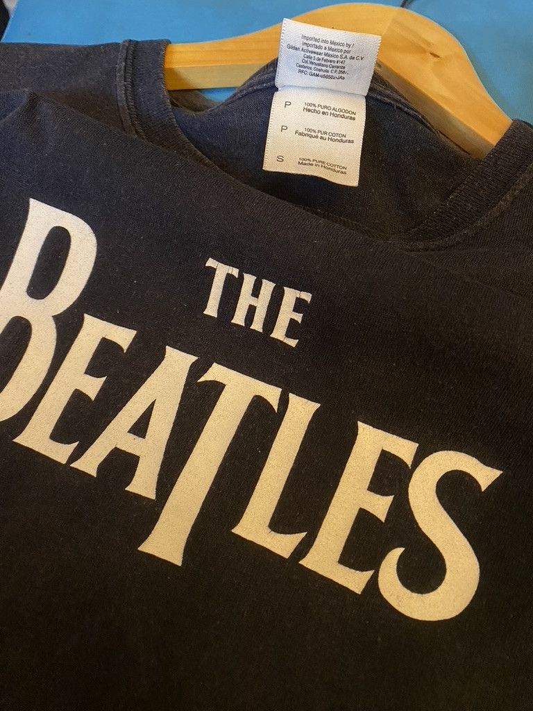 Band Tees Y2K Vintage The Beatles Classic Logo Graphic Band Tee Size US S / EU 44-46 / 1 - 6 Thumbnail