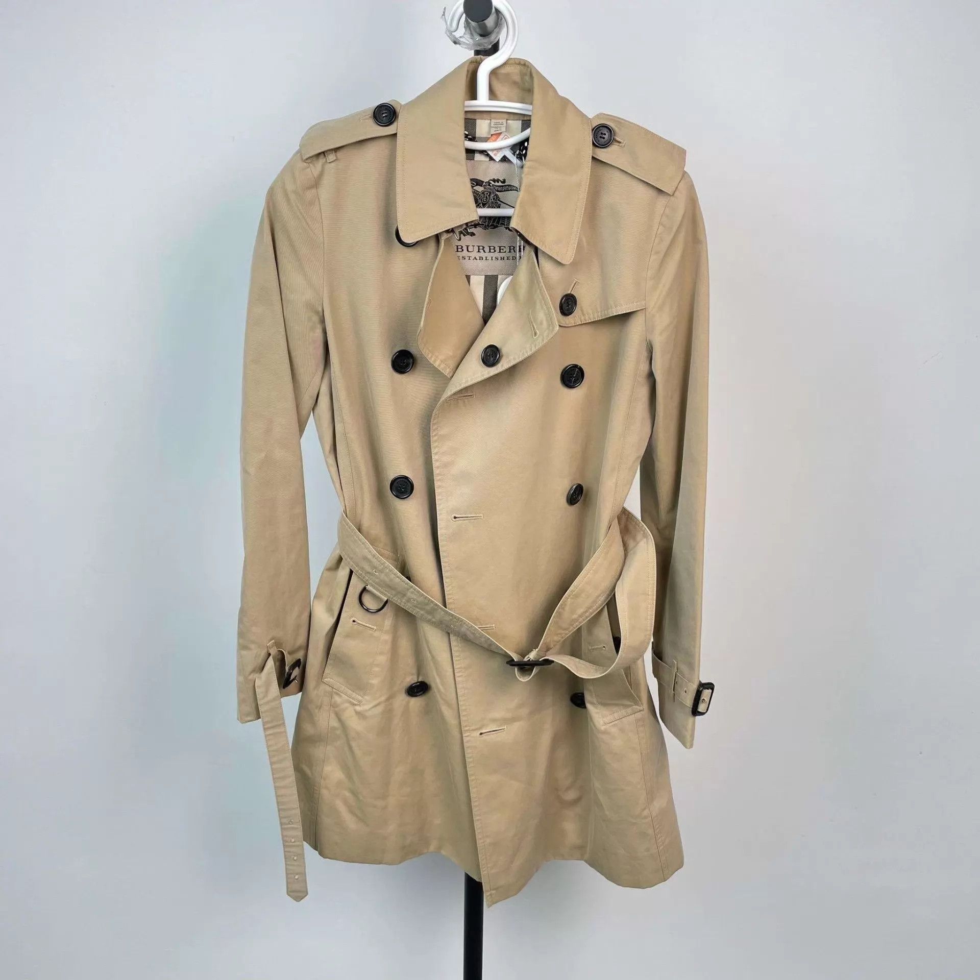 Burberry Burberry Women's Khaki Trench Coat 36 95 New Size XS / US 0-2 / IT 36-38 - 1 Thumbnail