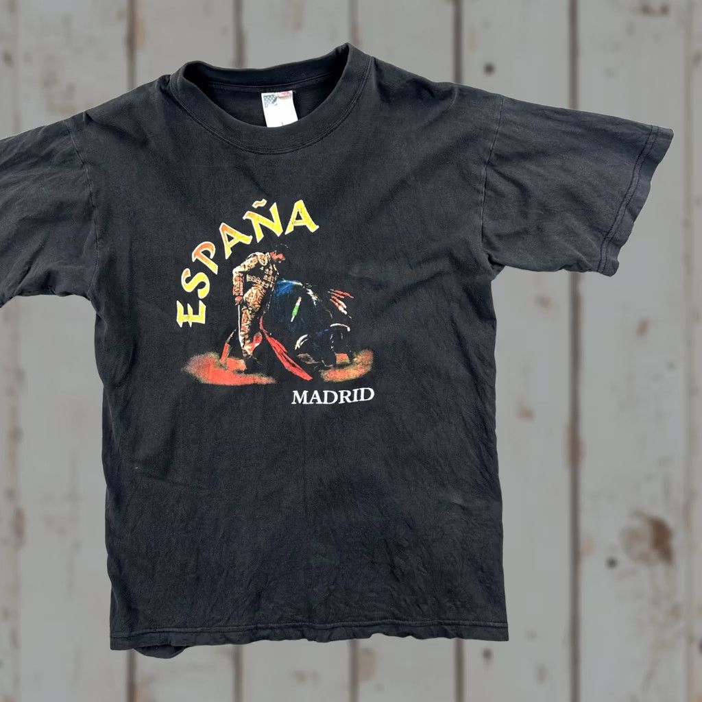 Vintage VINTAGE American Style T-Shirt Mens Large Black Bullfighter Madrid Graphic 90s Animals Shirt Size US L / EU 52-54 / 3 - 1 Thumbnail