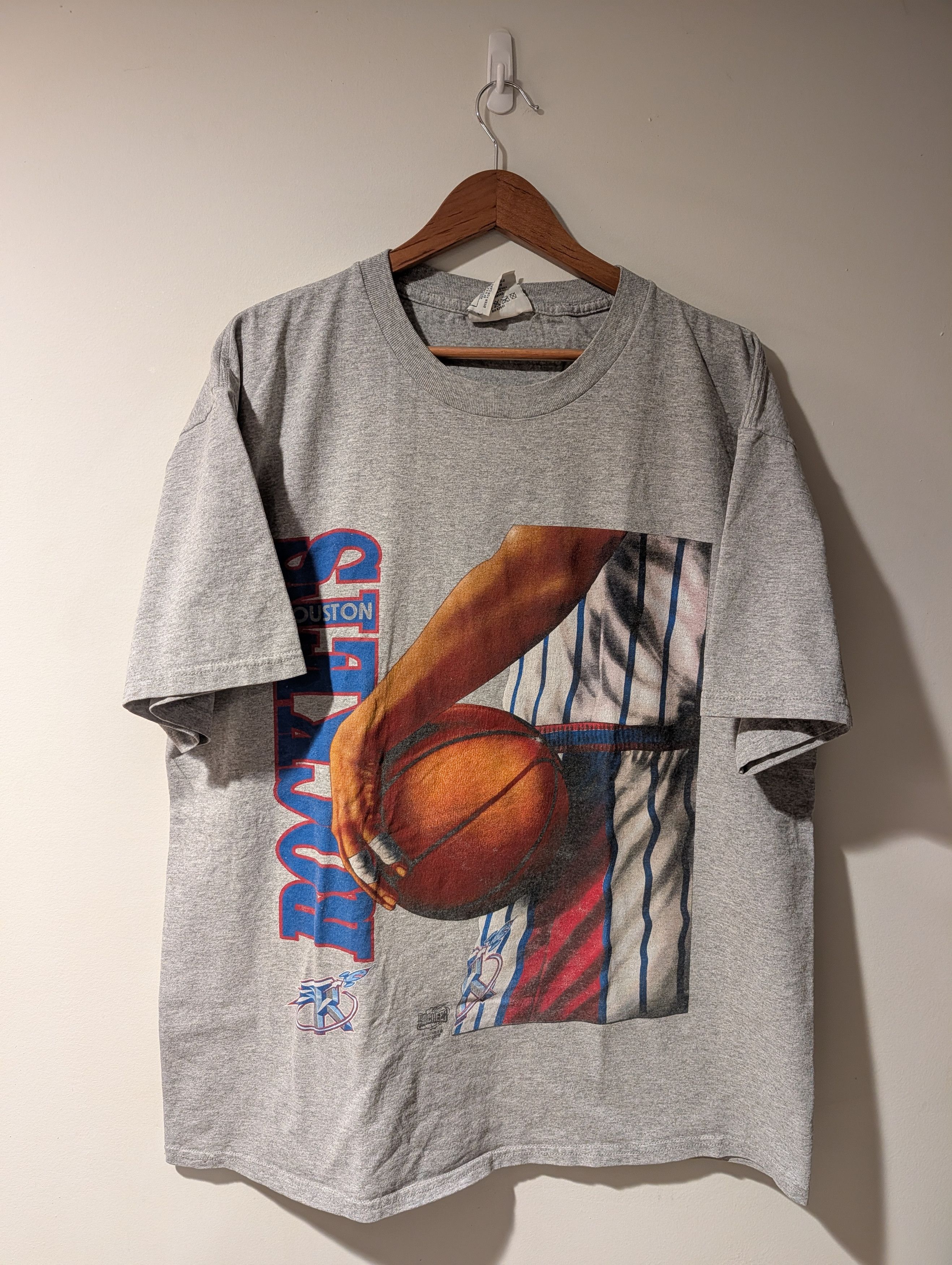 NBA Vintage 90s Houston Rockets NBA T-Shirt Lee Hakeem Olajuwon Size US XL / EU 56 / 4 - 1 Thumbnail