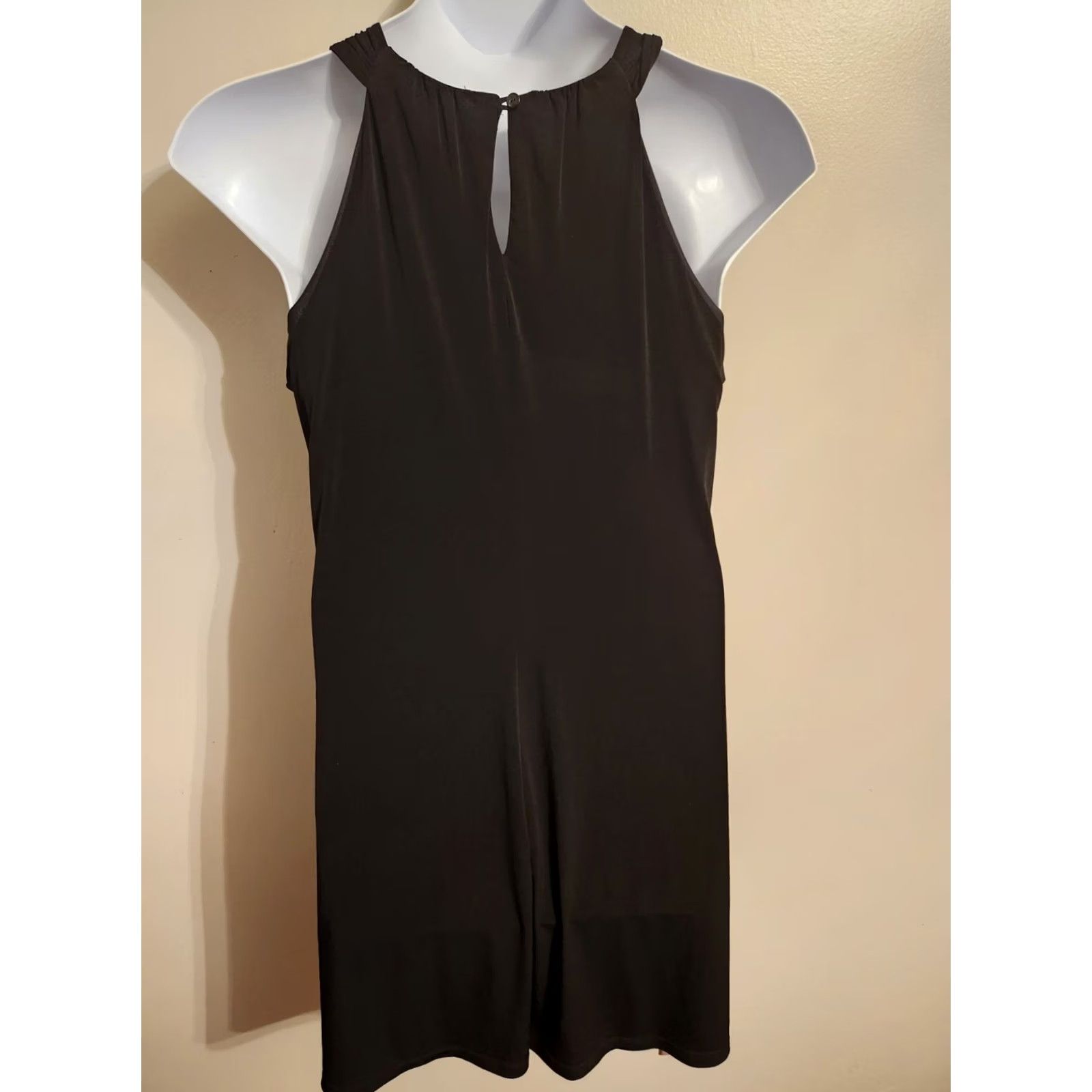 Vintage En Focus Studio Black Sleeveless Dress Knee Length Round Neck Plus 16 Ruffle Sheath Womens Size XXL / US 16-18 / IT 52-54 - 3 Thumbnail