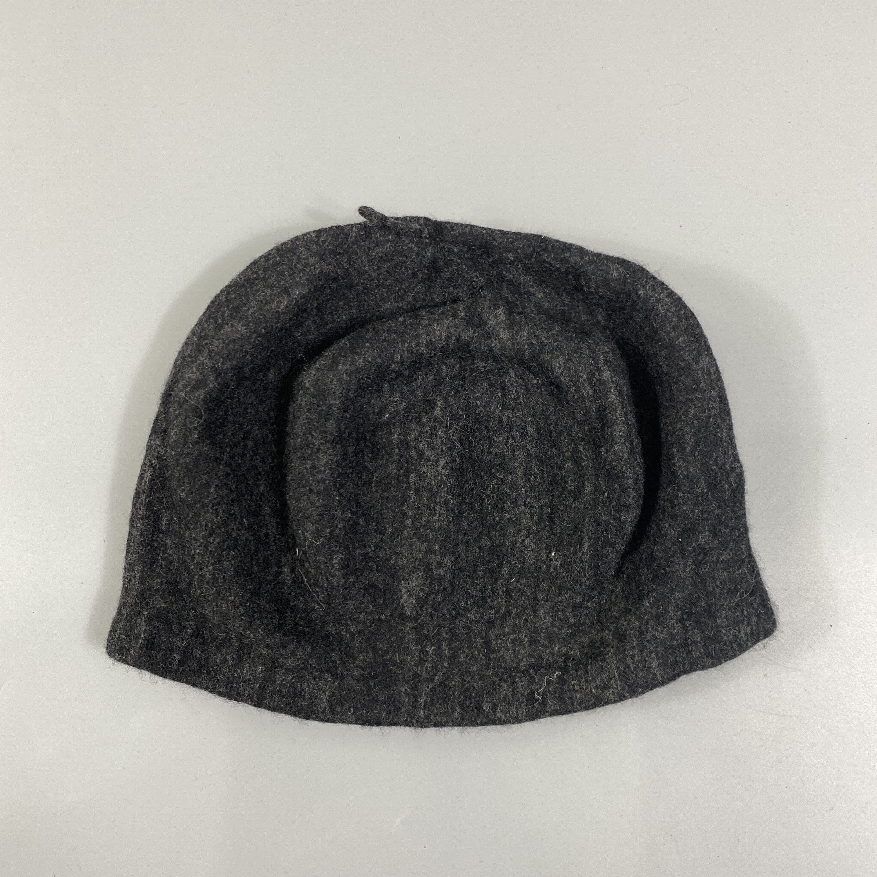 Japanese Brand Elle Plain Beanie Hats -BN1099 Size ONE SIZE - 7 Thumbnail