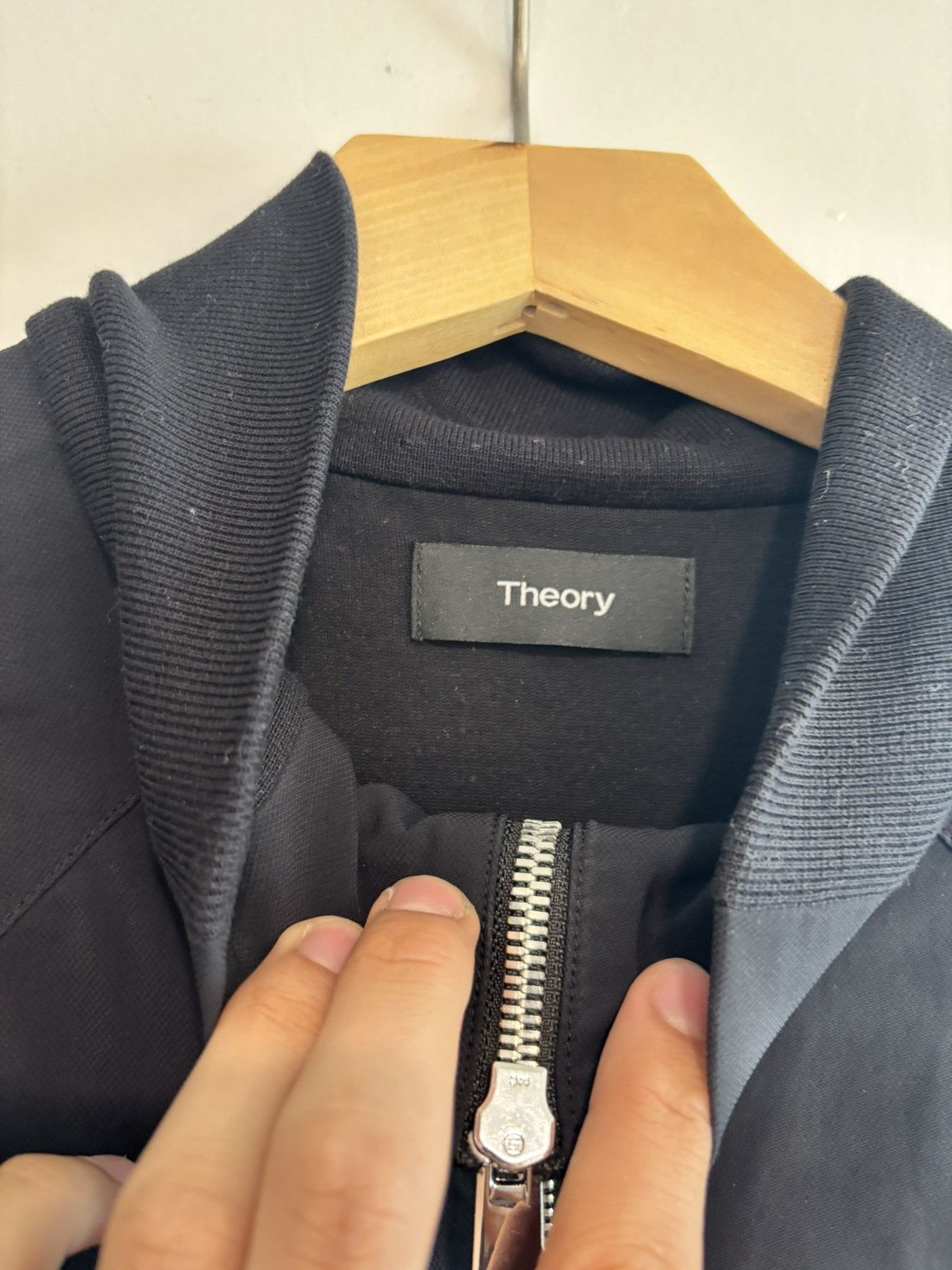 Theory Theory black zip up Size US M / EU 48-50 / 2 - 3 Thumbnail
