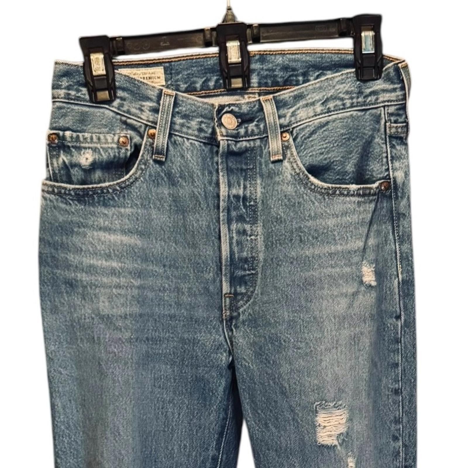 Levi's Levi's. Women’s Blue Denim 501 Jeans. Size 26. Size 26" / US 2 / IT 38 - 8 Thumbnail