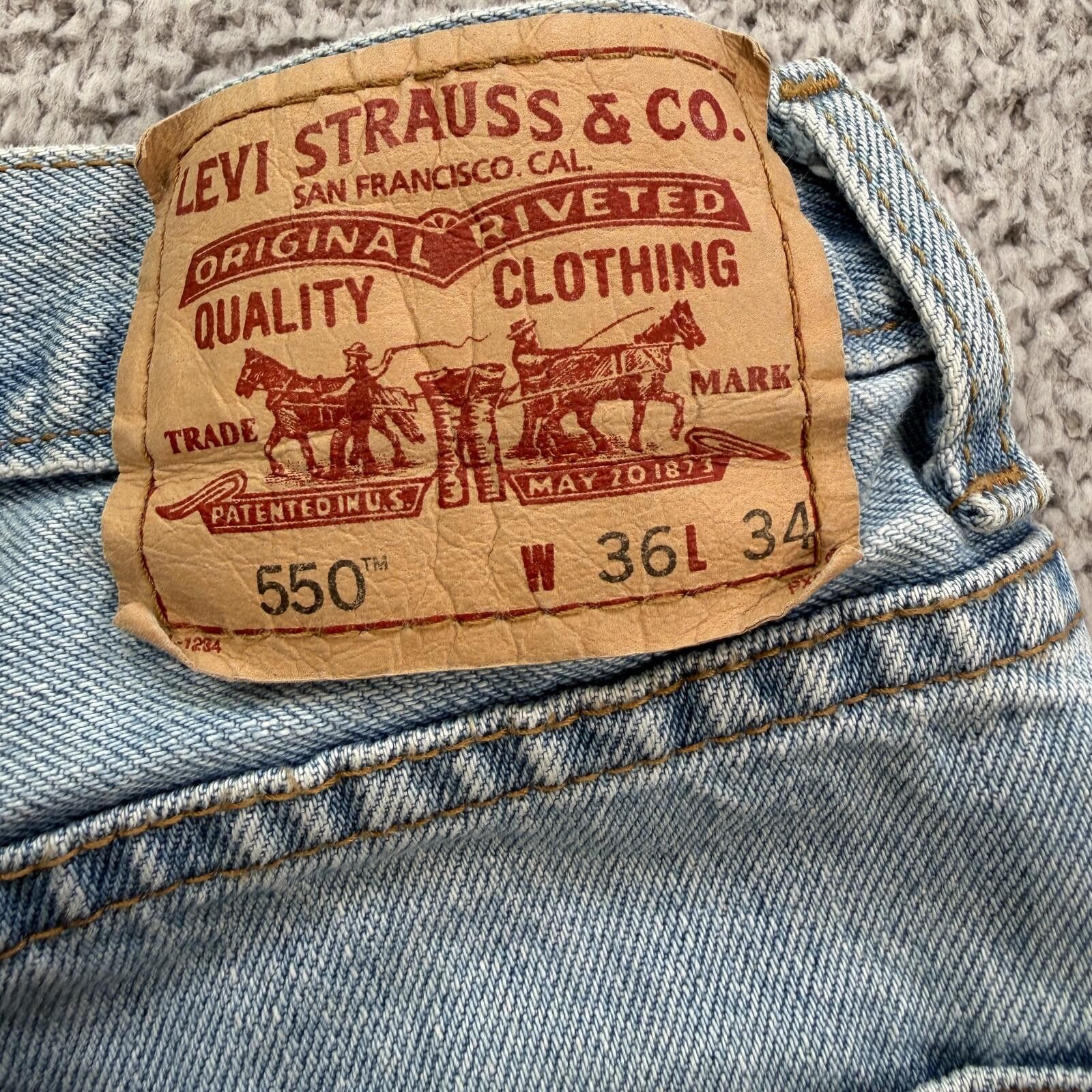 Levi's Vintage Y2K Levis 550 Relaxed Fit Baggy Light Wash Jeans 36 Size US 36 / EU 52 - 5 Thumbnail