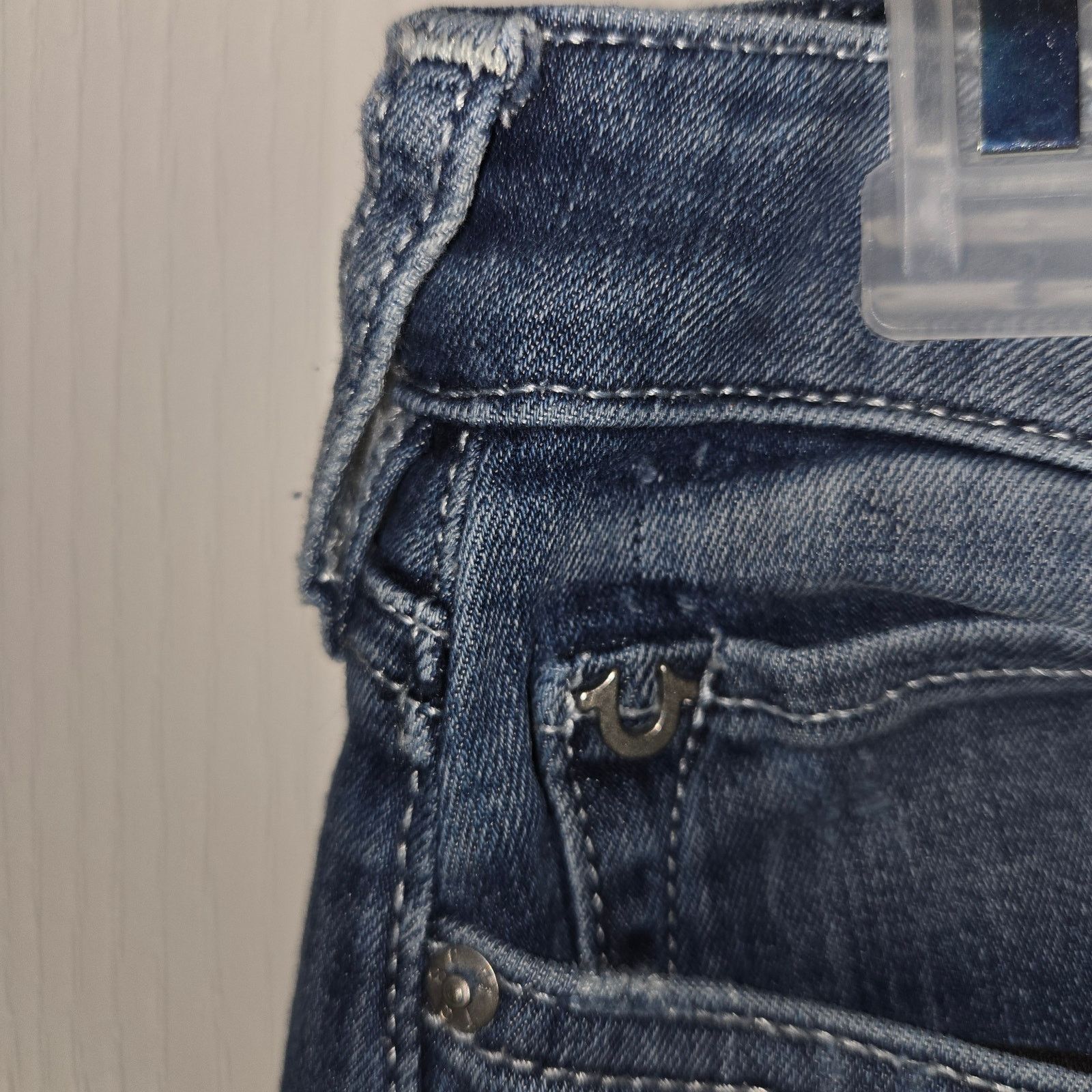True Religion True Religion Becca Mid Rise BootCut jean sz 33 Size 31" - 4 Thumbnail