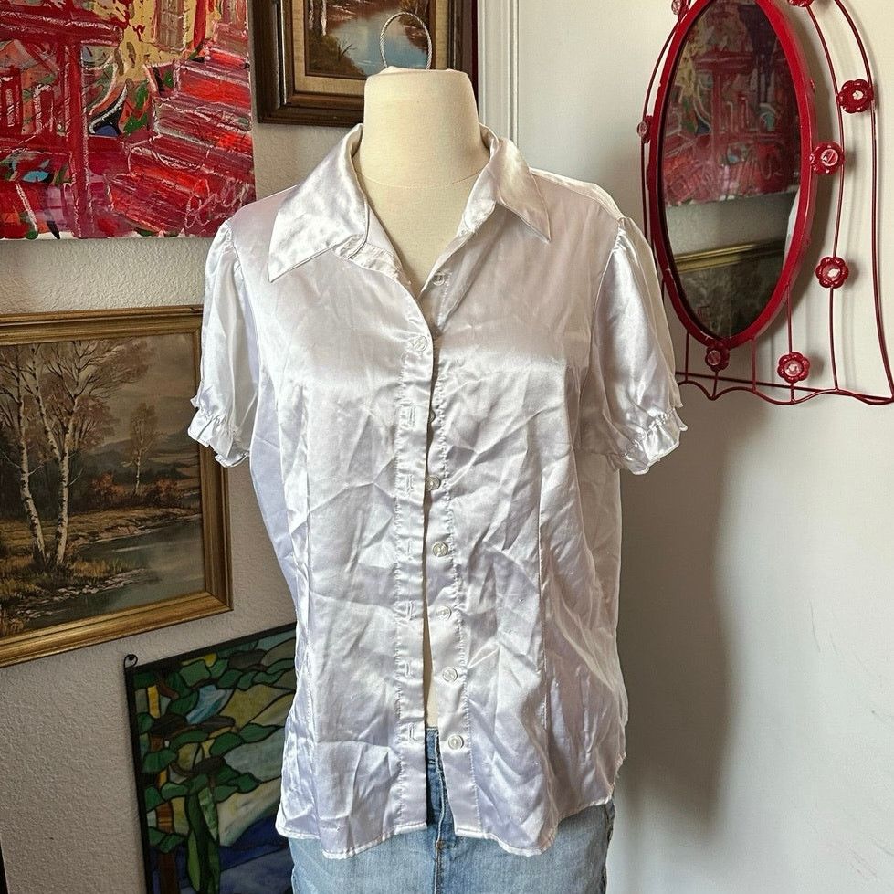 Other fashion magazine white silky button up blouse Size XL / US 12-14 / IT 48-50 - 1 Thumbnail