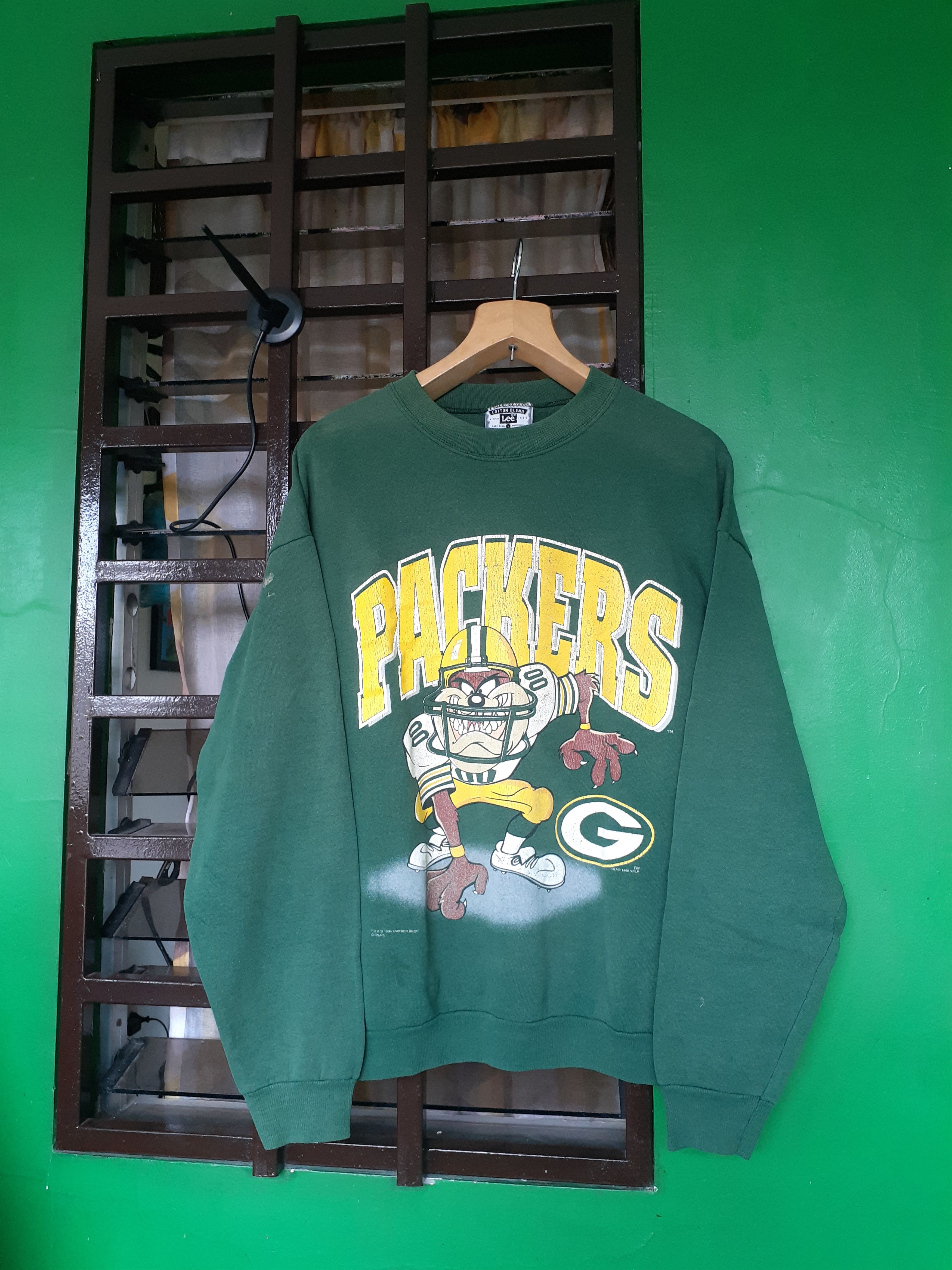 image of Disney x Nfl VTG 1996 Tasmanian Devil X G Packers Warner Bros. X Nfl in Green, Men's (Size Large)