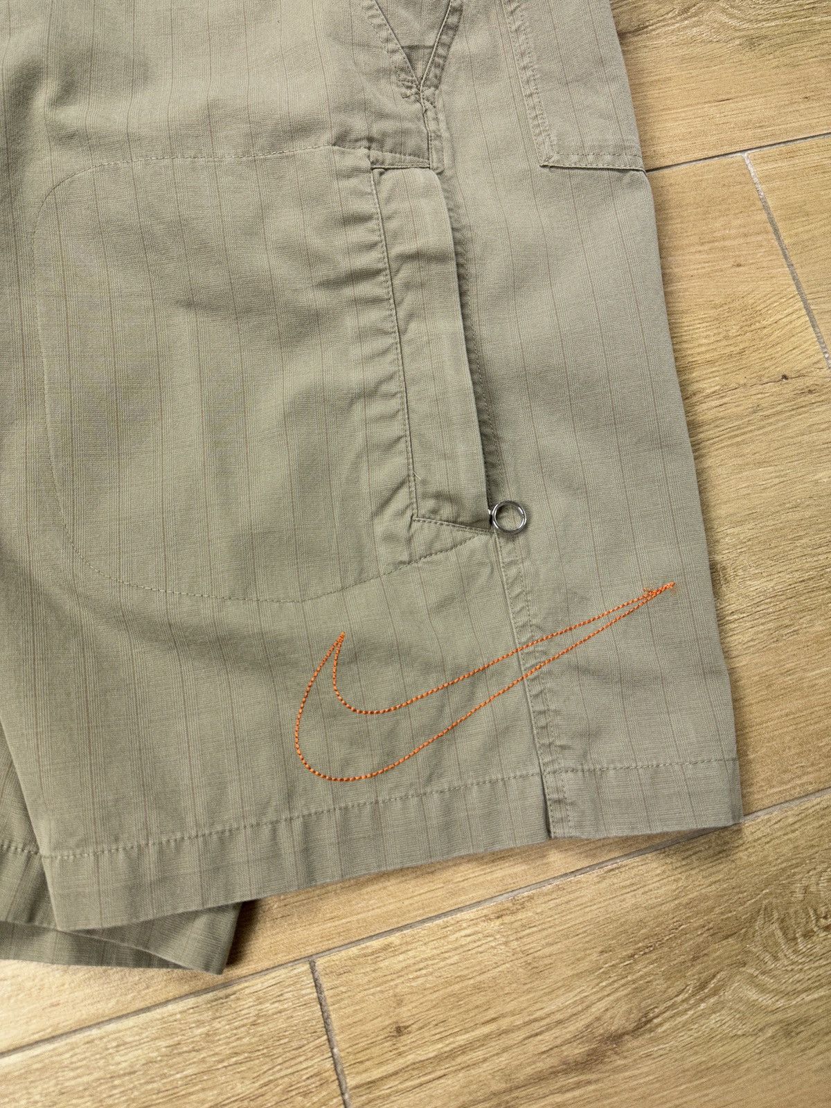 Nike × Vintage Vintage Y2K Nike Big Swoosh Cargo Shorts Size US 30 / EU 46 - 5 Thumbnail