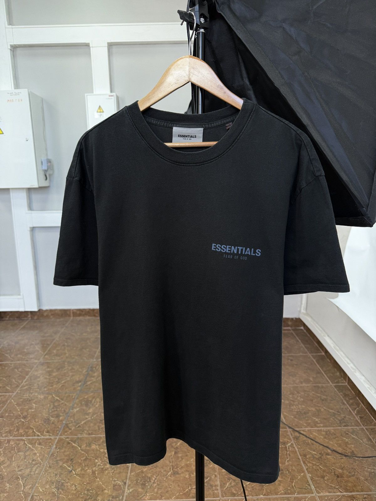 Essentials 🇺🇸 Essentials Fear Of God Y2K T-Shirt Hype Rare Retro Size US M / EU 48-50 / 2 - 1 Thumbnail