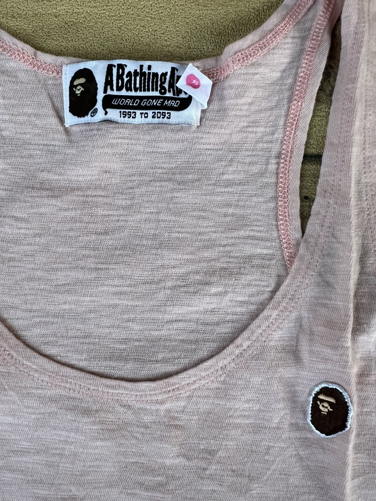 Bape Abathing ape Bape embordir logo tanktop Size XS / US 0-2 / IT 36-38 - 3 Thumbnail