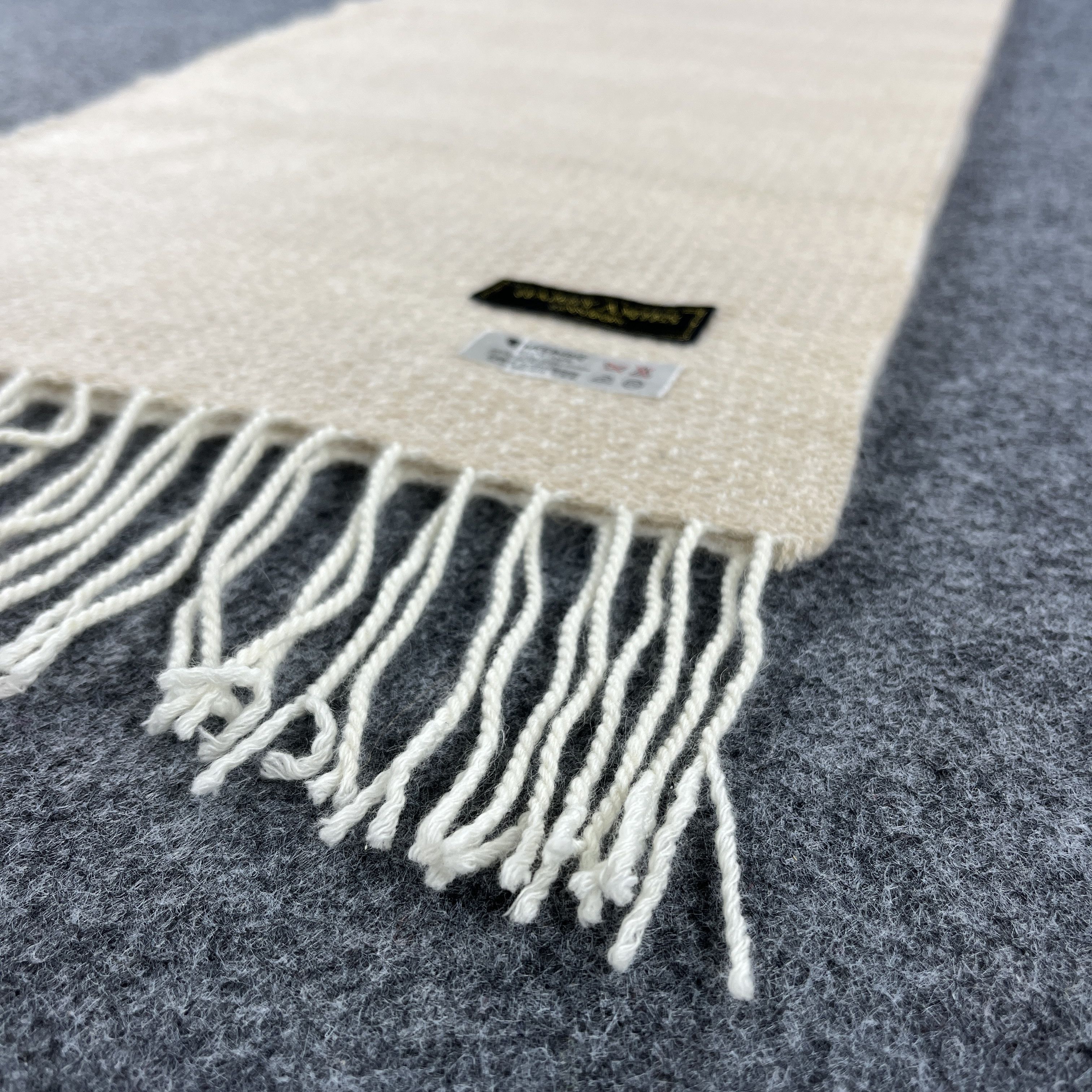 Hardy Amies Hardy Amies Scarf / Muffler / Neckwear K038 Size ONE SIZE - 6 Thumbnail
