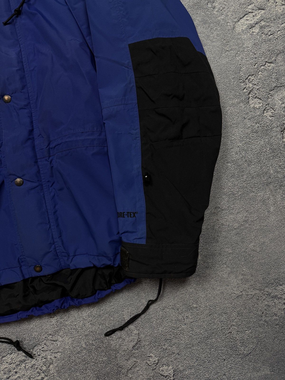 The North Face The North Face Vintage Goretex Jacket Navy Black Size US XL / EU 56 / 4 - 4 Thumbnail