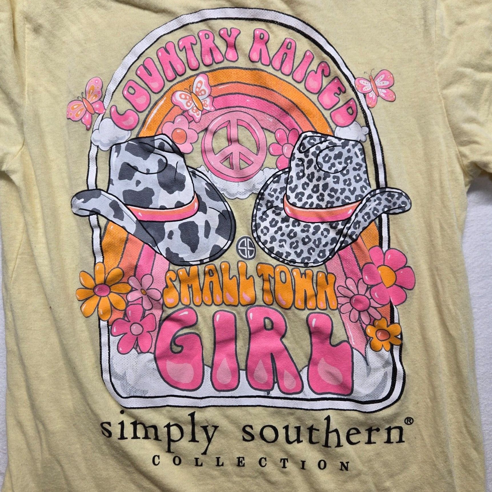 Vintage Genuine Simply Southern Country Raised Small Town Girl Yellow Cotton Tee Shirt Medium Size Size M / US 6-8 / IT 42-44 - 1 Thumbnail