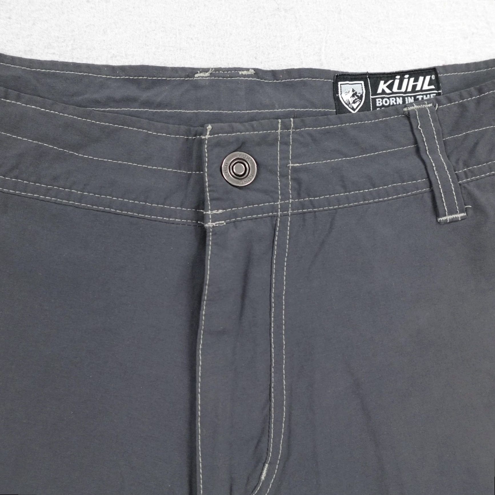 Vintage KÜHL Shorts Mens 38 Gray Cargo Trail Hiking Lightweight Outdoors Flex Stretch Outdoor Mens Size US 38 / EU 54 - 2 Thumbnail