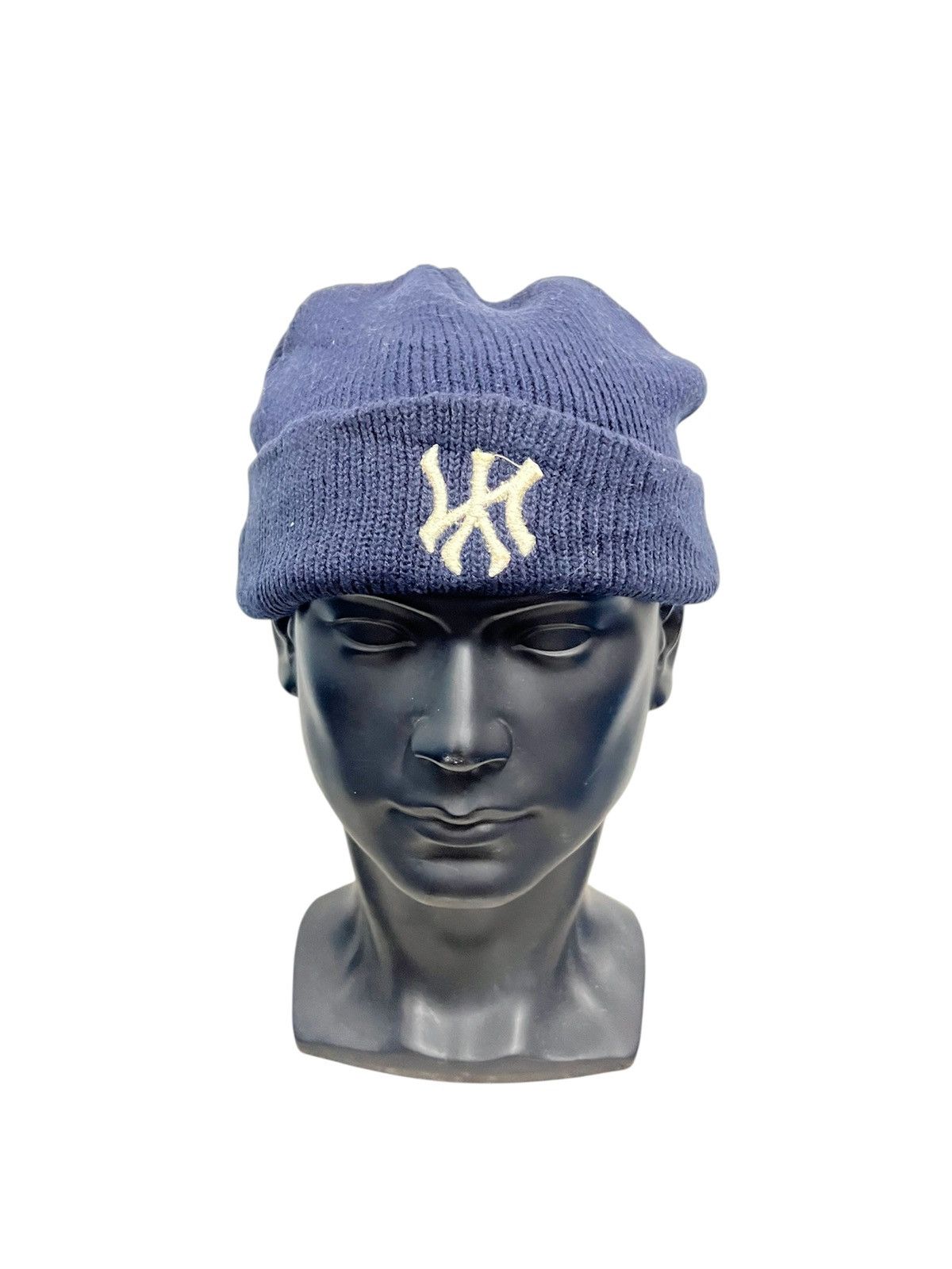 New York Yankees Vintage New York Yankees MLB Beanie Hat Size ONE SIZE - 1 Thumbnail