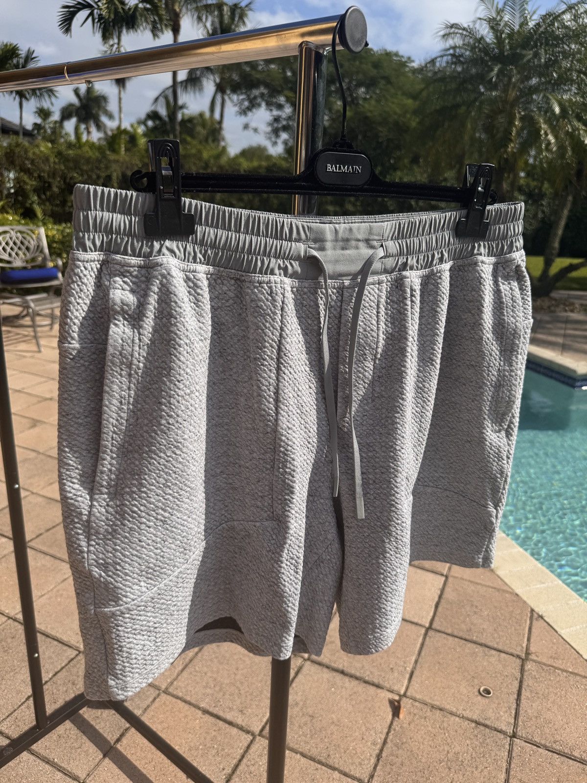 Lululemon Lululemon At Ease Grey Shorts size XXL Size US 36 / EU 52 - 2 Thumbnail