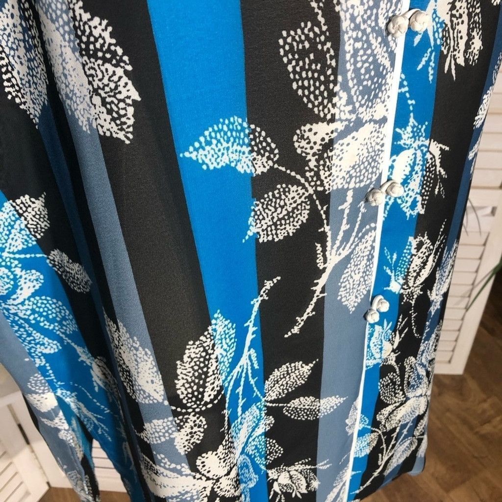 Bob Mackie Bob Mackie Wearable Art Duster Dress Floral Blue/Black sz 2X Size XS / US 0-2 / IT 36-38 - 9 Thumbnail