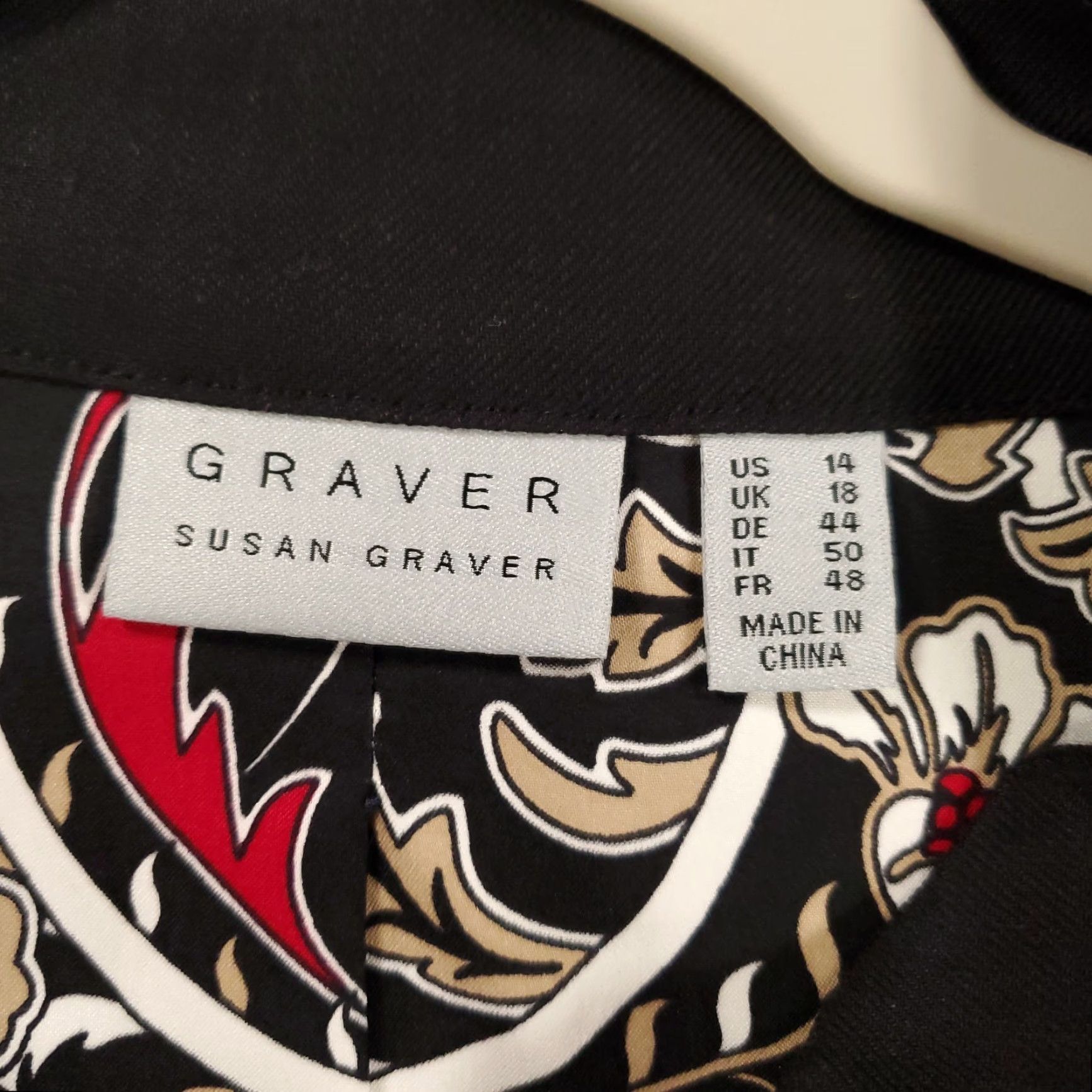 Vintage Susan Graver Cardigan Womens Size 14 Black Solid Knit Long Sleeve with Puka Shell Trim Size XL / US 12-14 / IT 48-50 - 5 Thumbnail