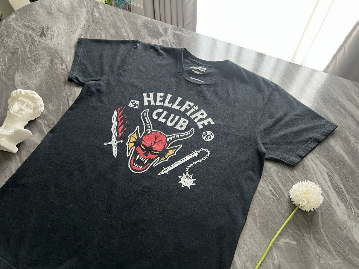Designer Stranger Thing : Hell Fire Club Netflix Size US L / EU 52-54 / 3 - 1 Thumbnail