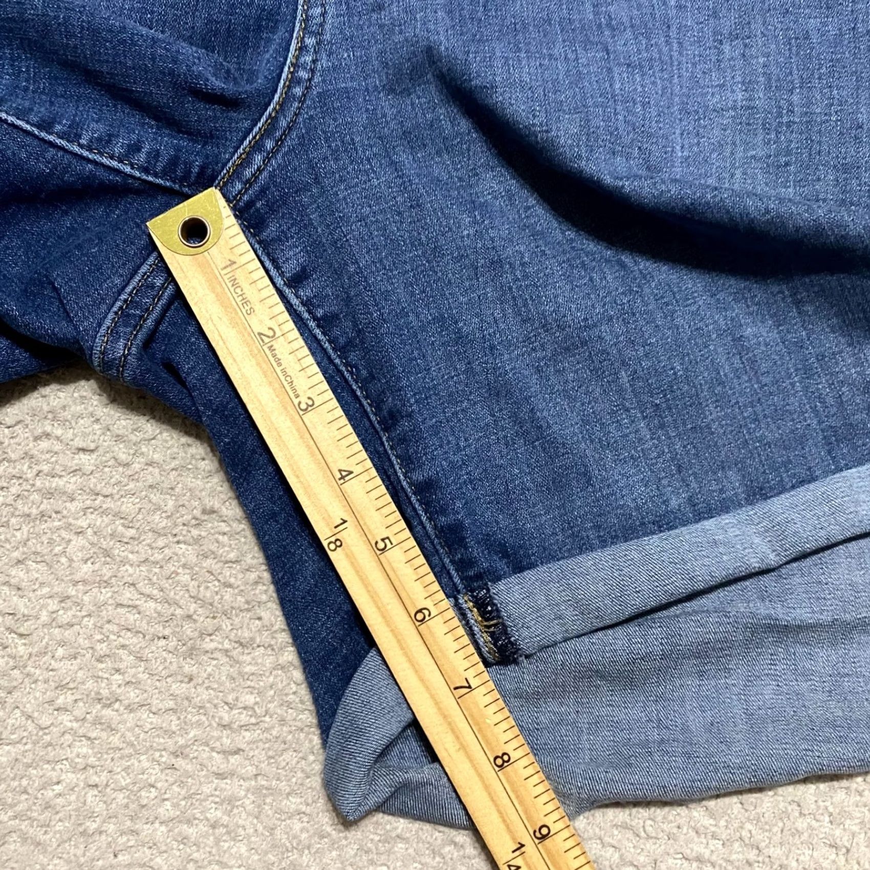 Levi's VINTAGE Levis Womens 22W Plus Jeans Blue Denim Distressed Cut-Off Mid Rise Inseam 7" Size 40" / US 18 - 5 Thumbnail