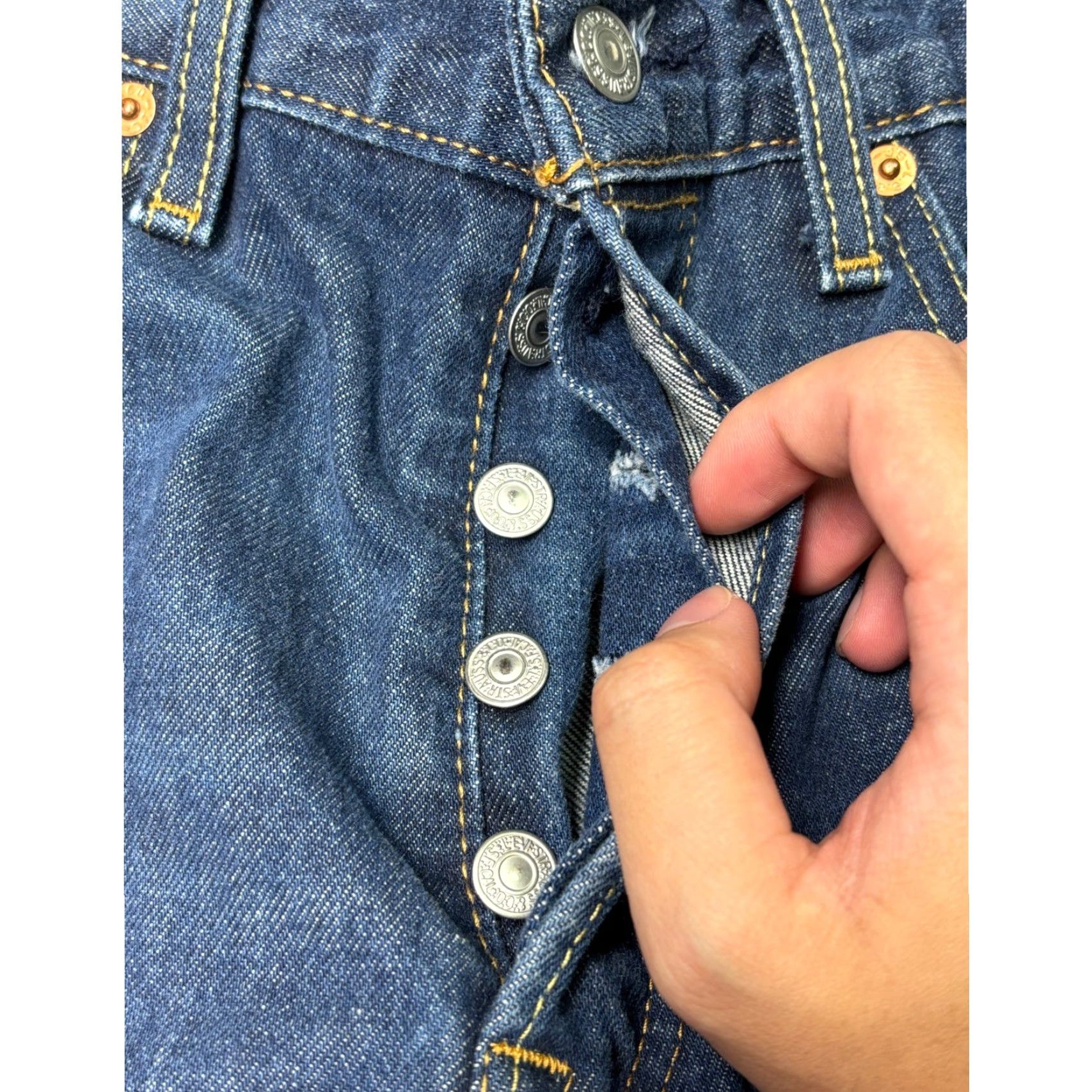 Levi's Levi's 501 Jeans Mens Dark Wash Button Fly Straight Leg W32 L29 Size US 32 / EU 48 - 3 Thumbnail