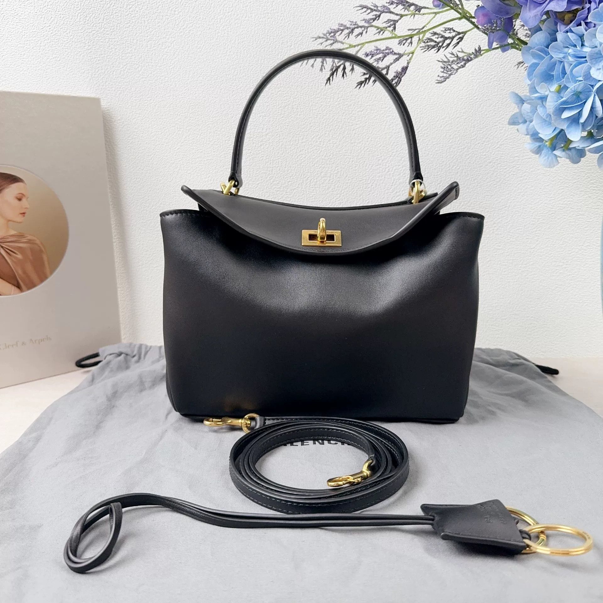 Balenciaga Pre-loved Bag Very good condition Size ONE SIZE - 1 Thumbnail