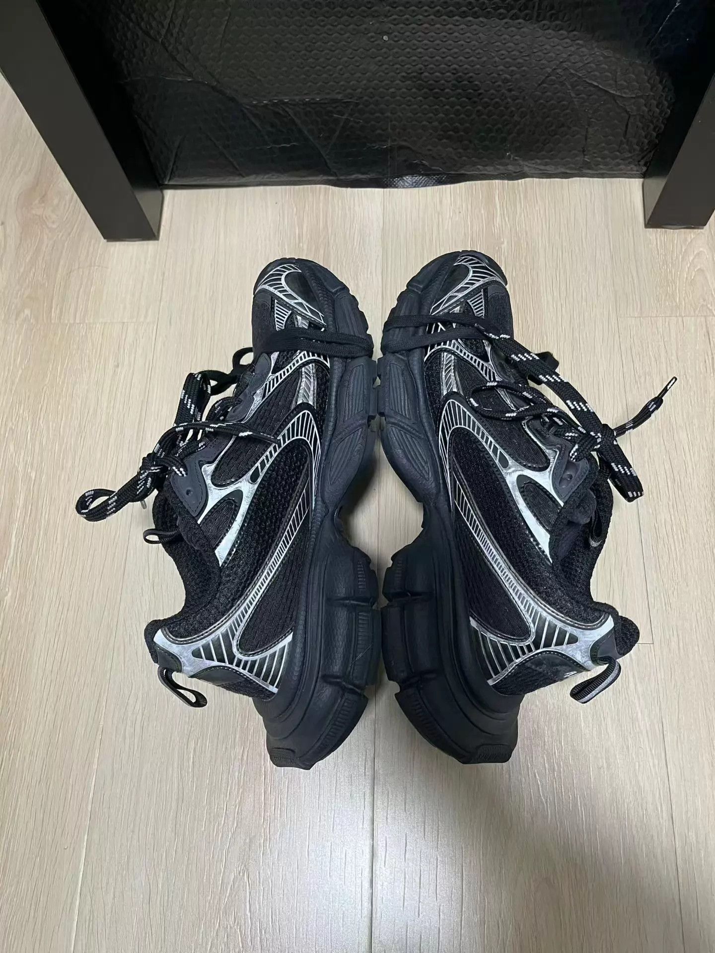 Balenciaga Balenciaga 3xl 44 Black Silver No Box, Dust Bag Size US 11 / EU 44 - 5 Thumbnail