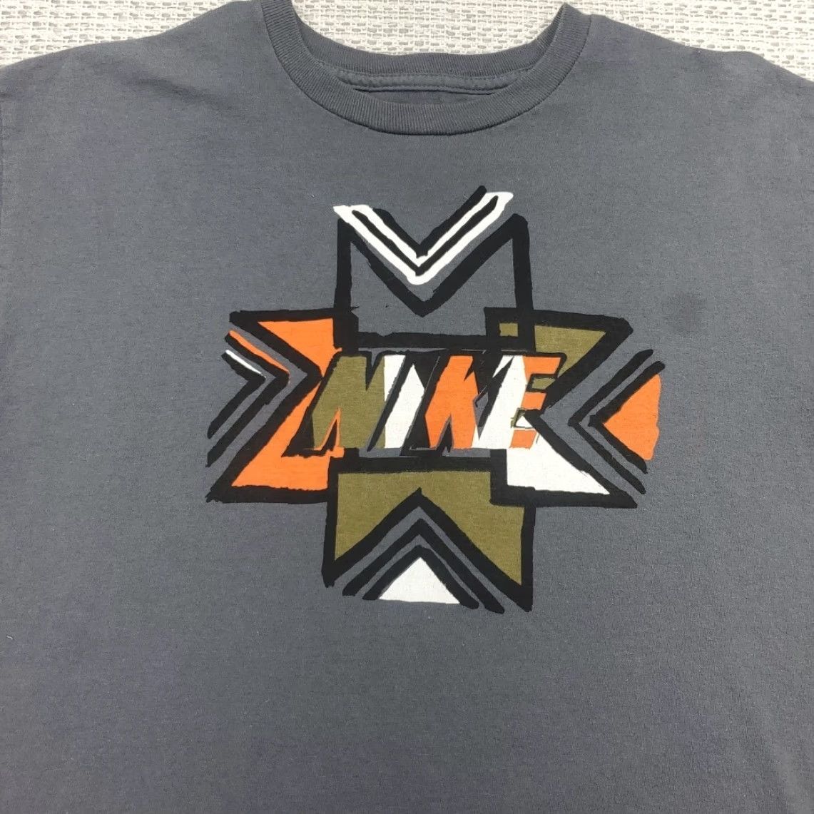 Nike Nike Graphic Tee shirt Adult M Short Sleeve Gray Regular Fit Swoosh T-Shirt Mens Size US M / EU 48-50 / 2 - 2 Thumbnail