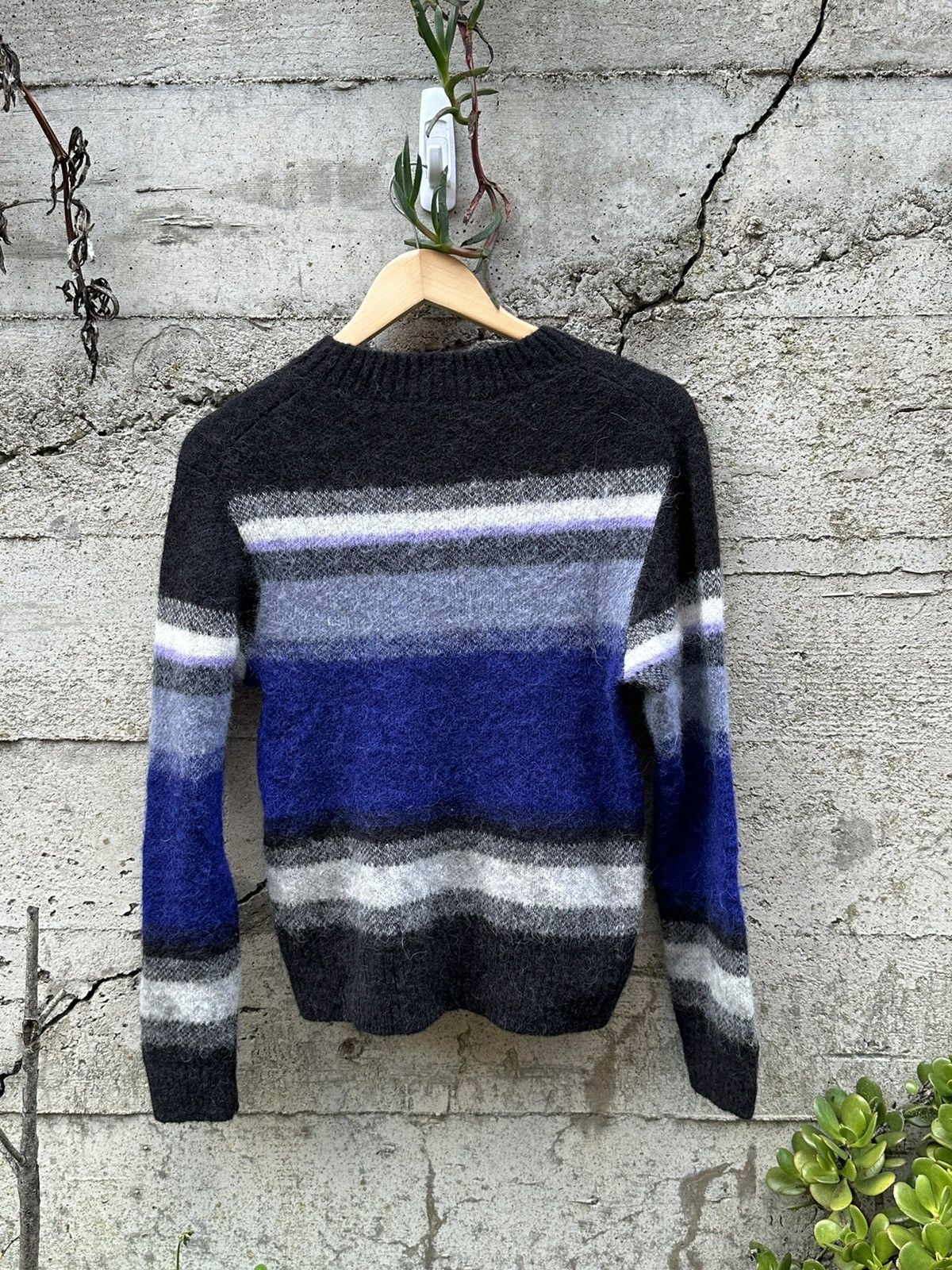 Acne Studios RARE GRAIL Acne Studios mohair blended knit sweater Size US S / EU 44-46 / 1 - 4 Thumbnail